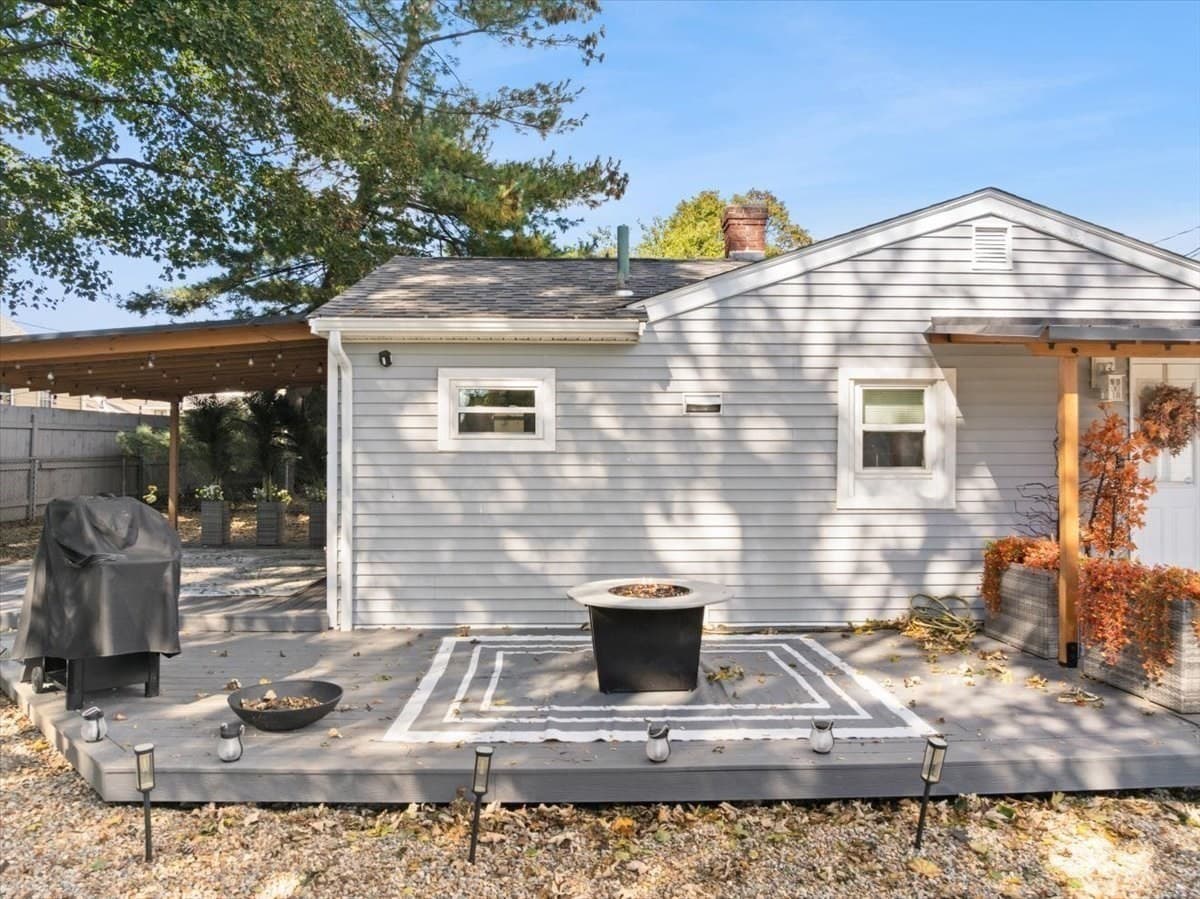 Single Family Residence at 37 Sidney Ave, Swansea MA 02777, Swansea, photo 22 of 25