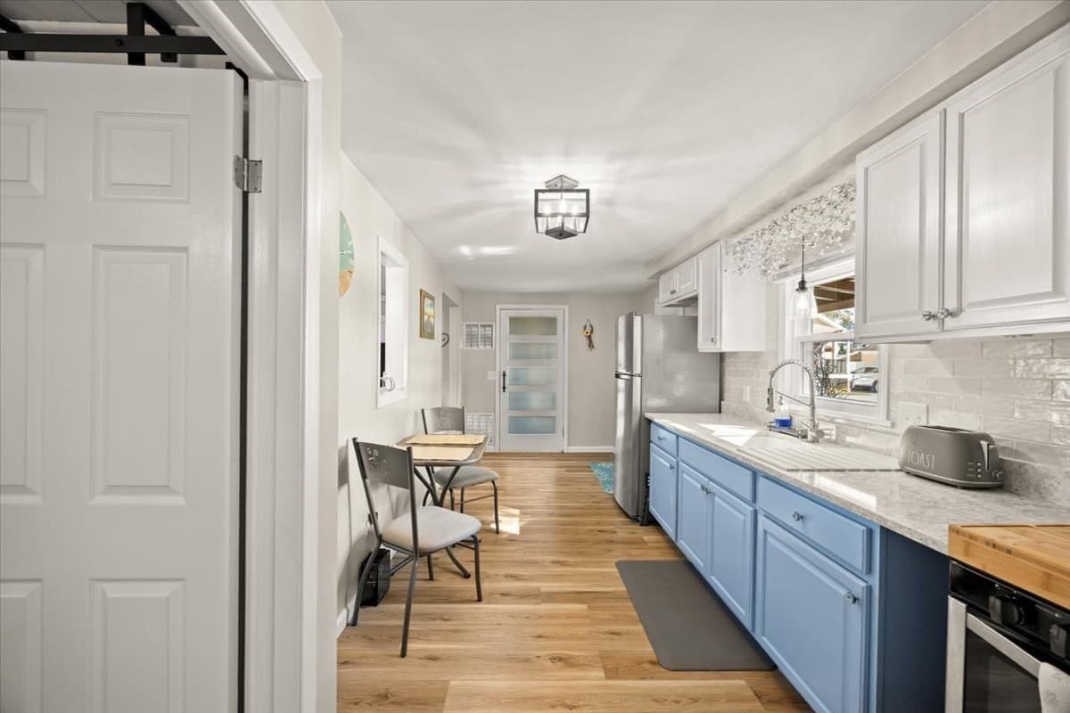 Single Family Residence at 37 Sidney Ave, Swansea MA 02777, Swansea, photo 10 of 25