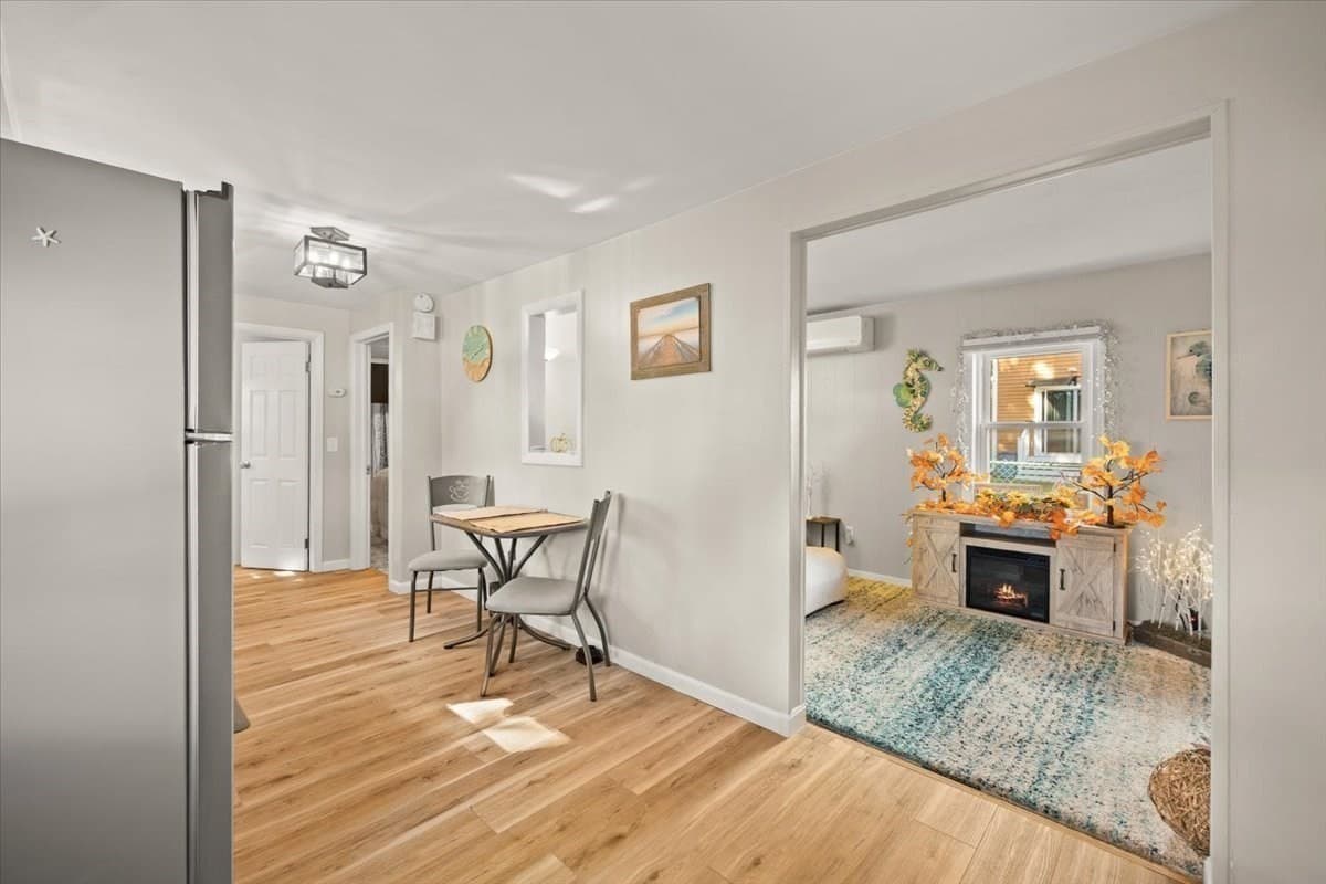 Single Family Residence at 37 Sidney Ave, Swansea MA 02777, Swansea, photo 11 of 25