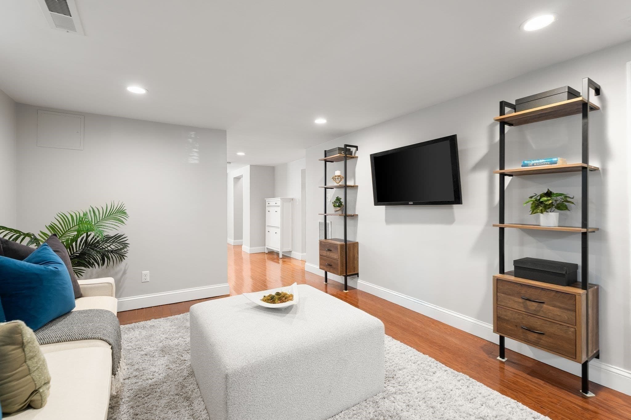 Condominium at 580 High Street # 1, Medford MA 02155, Medford, photo 23 of 42