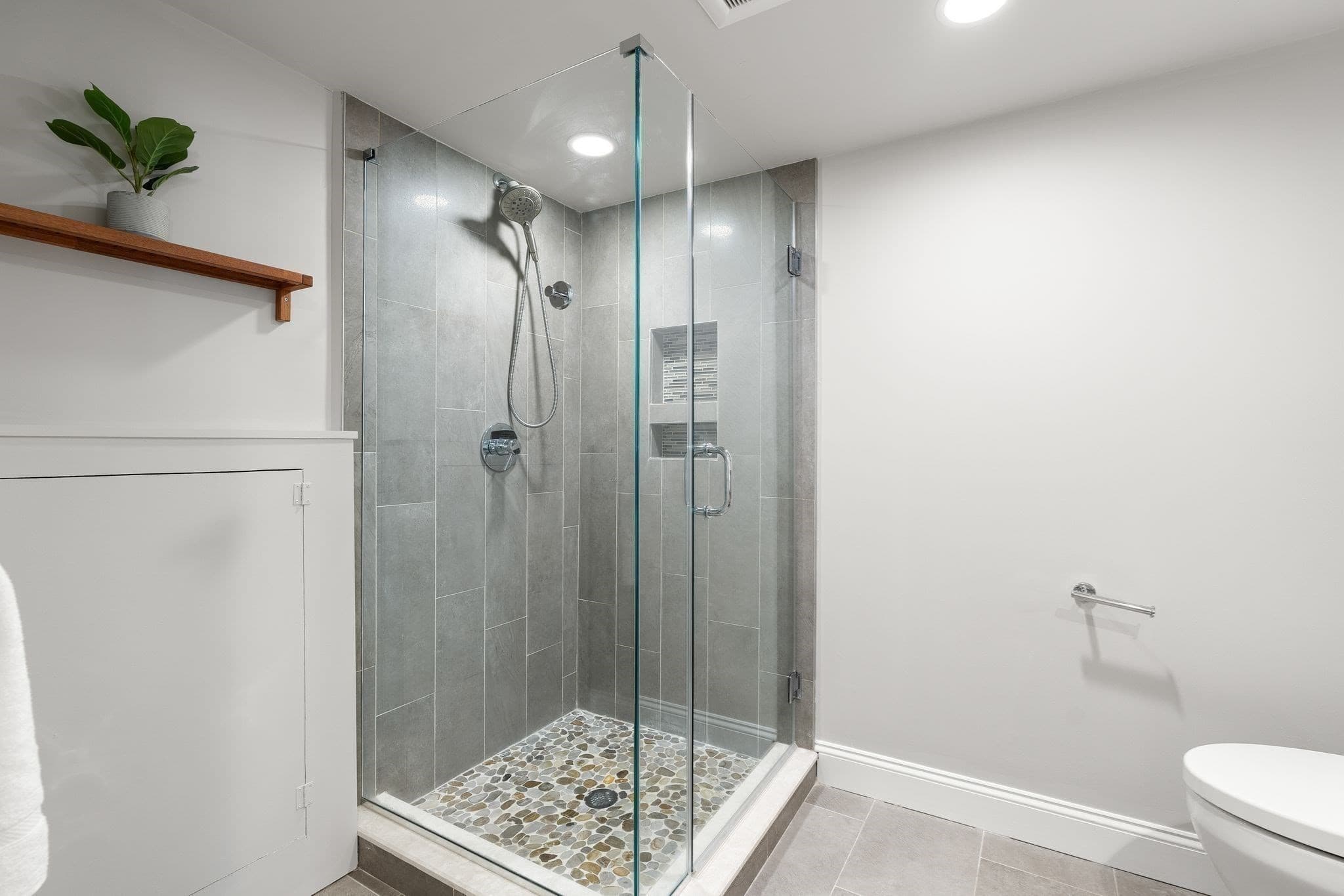 Condominium at 580 High Street # 1, Medford MA 02155, Medford, photo 30 of 42