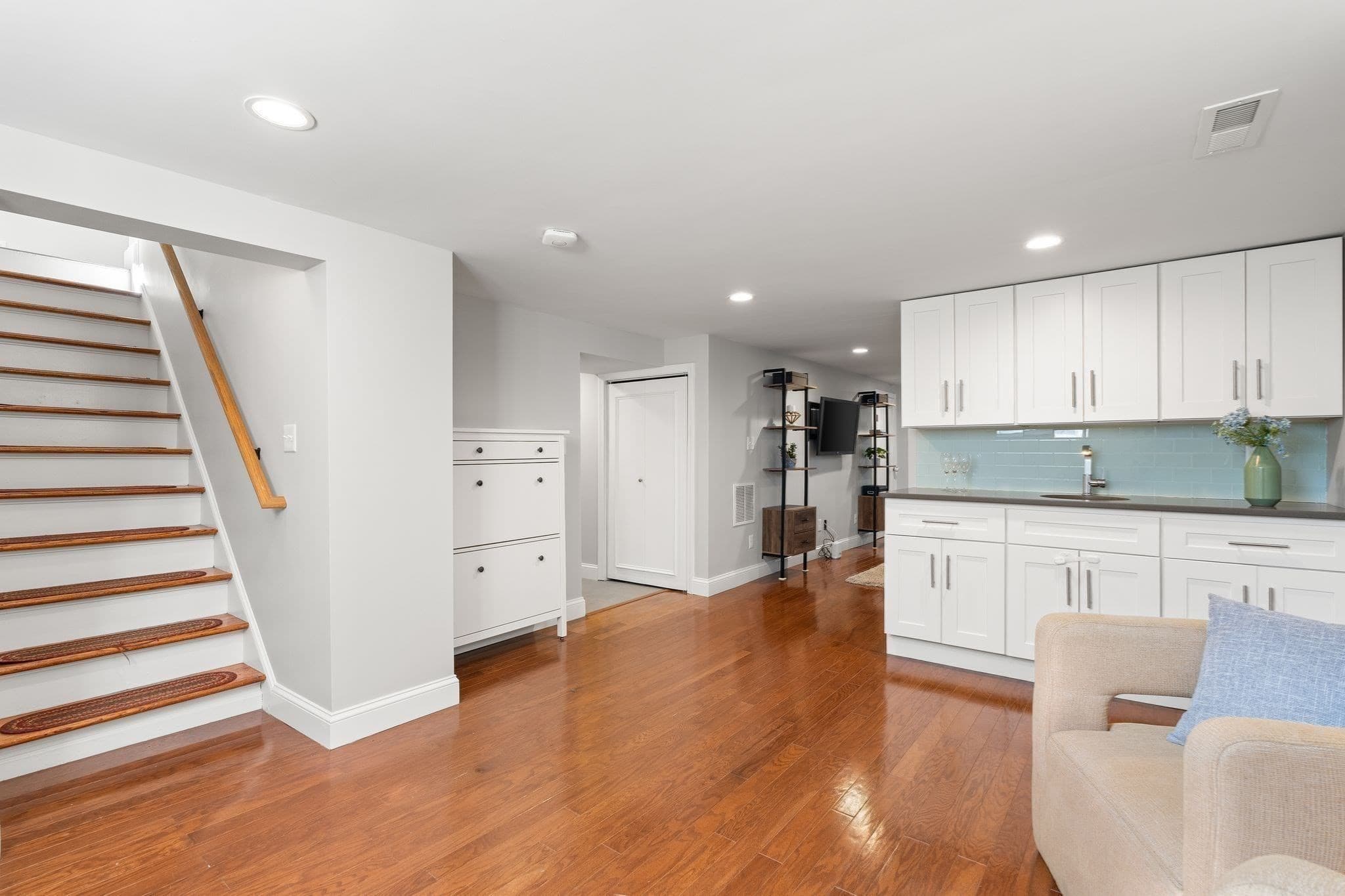 Condominium at 580 High Street # 1, Medford MA 02155, Medford, photo 21 of 42