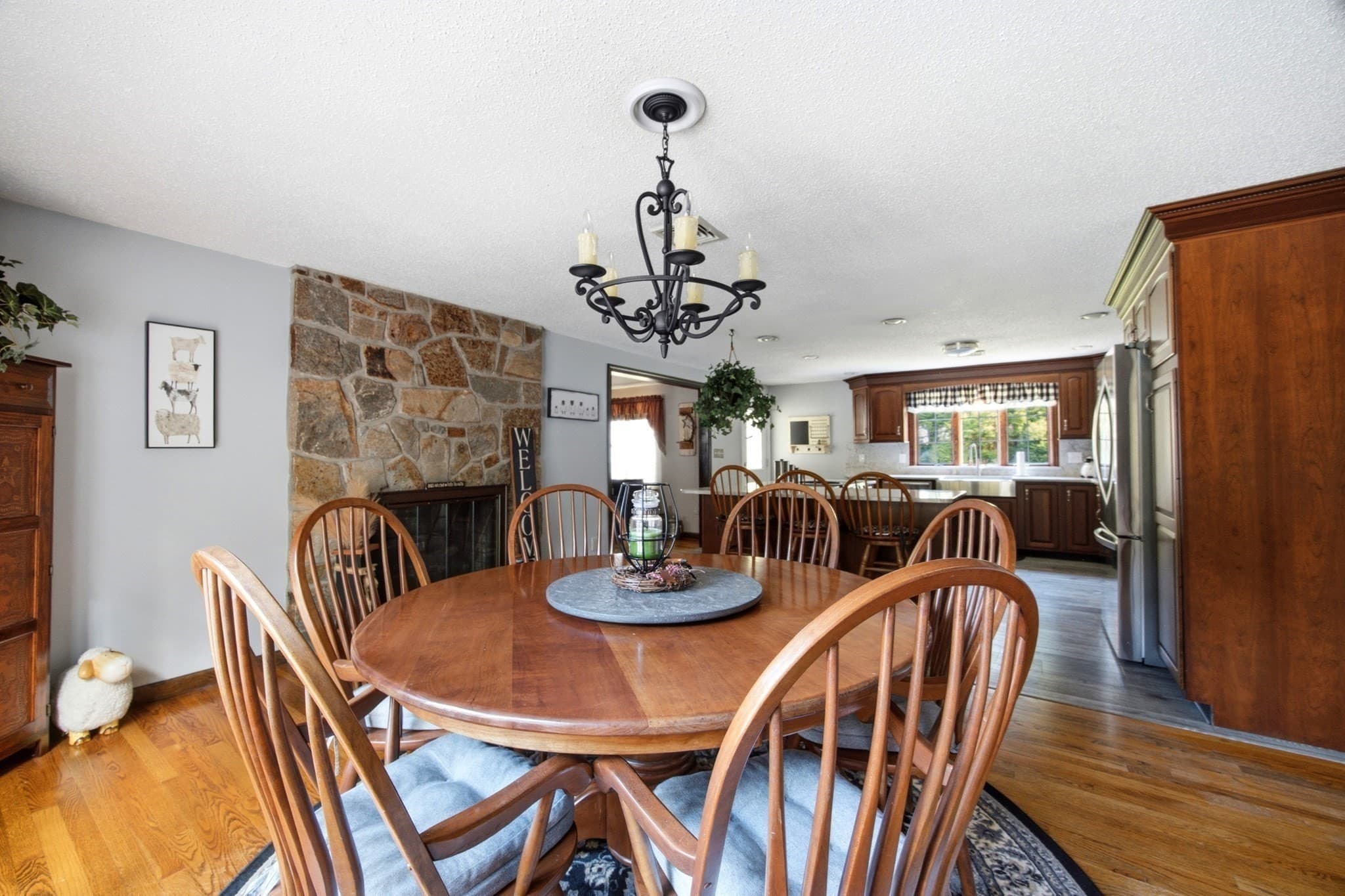 Single Family Residence at 363 Loomis St, Westfield MA 01085, Westfield, photo 10 of 42