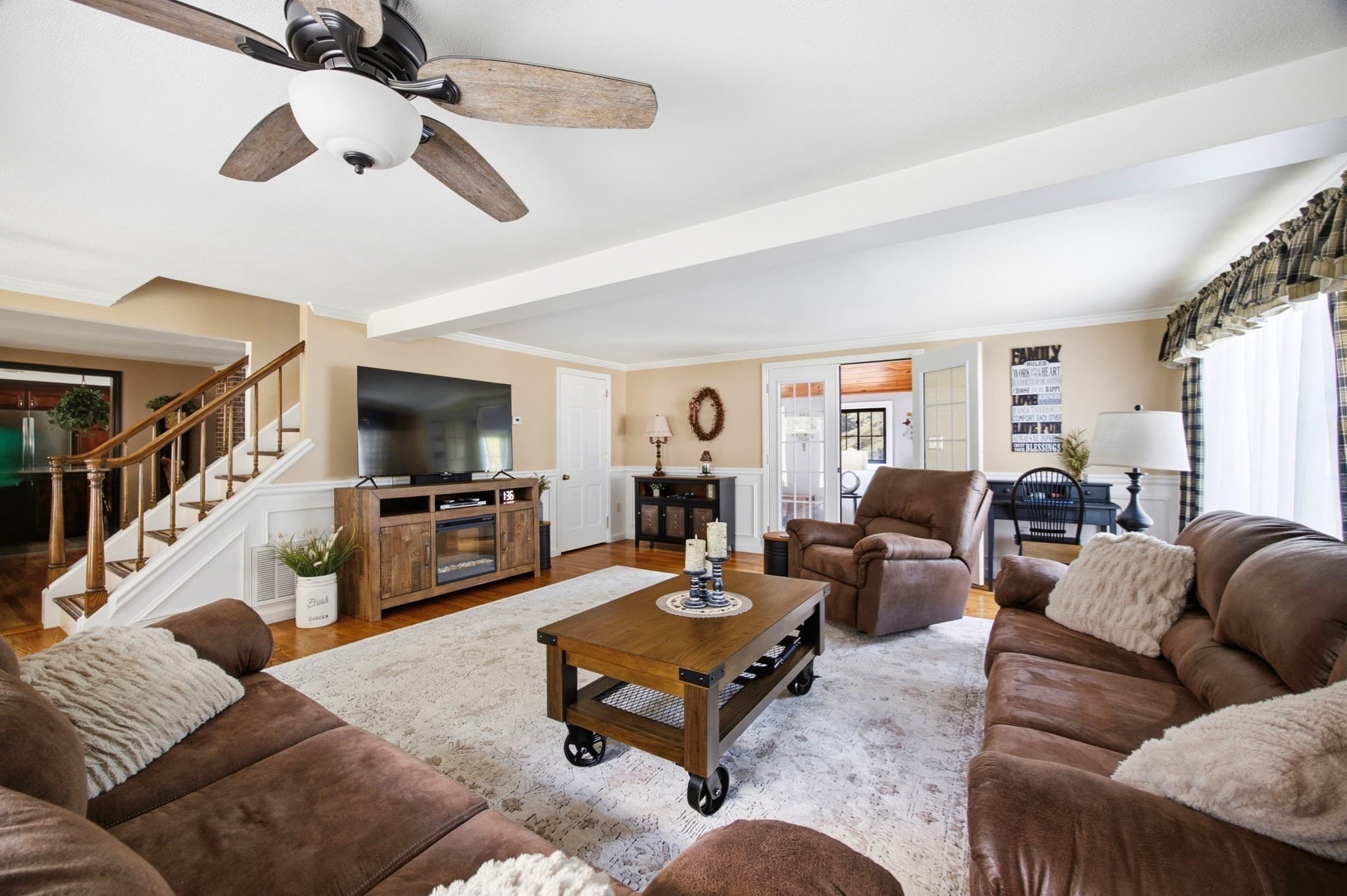 Single Family Residence at 363 Loomis St, Westfield MA 01085, Westfield, photo 15 of 42