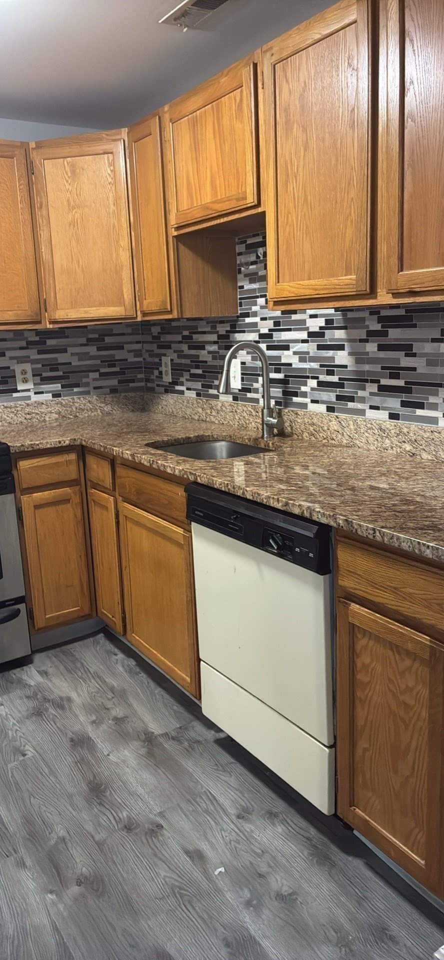Condominium at 15 Longworth Ave # 231, Brockton MA 02301, photo 10 of 34