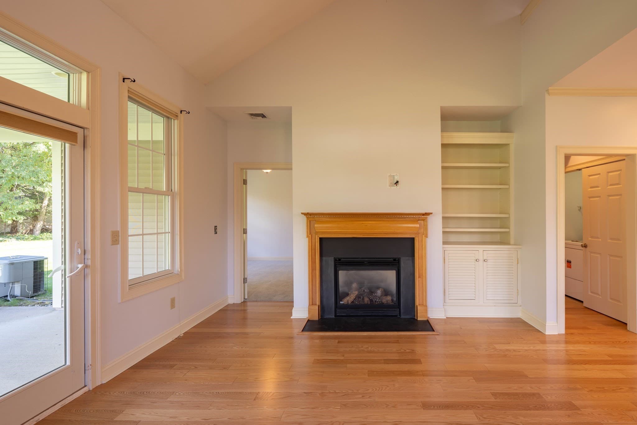 Condominium at 359 Main St # 7A, Easthampton MA 01027, Easthampton, photo 8 of 26