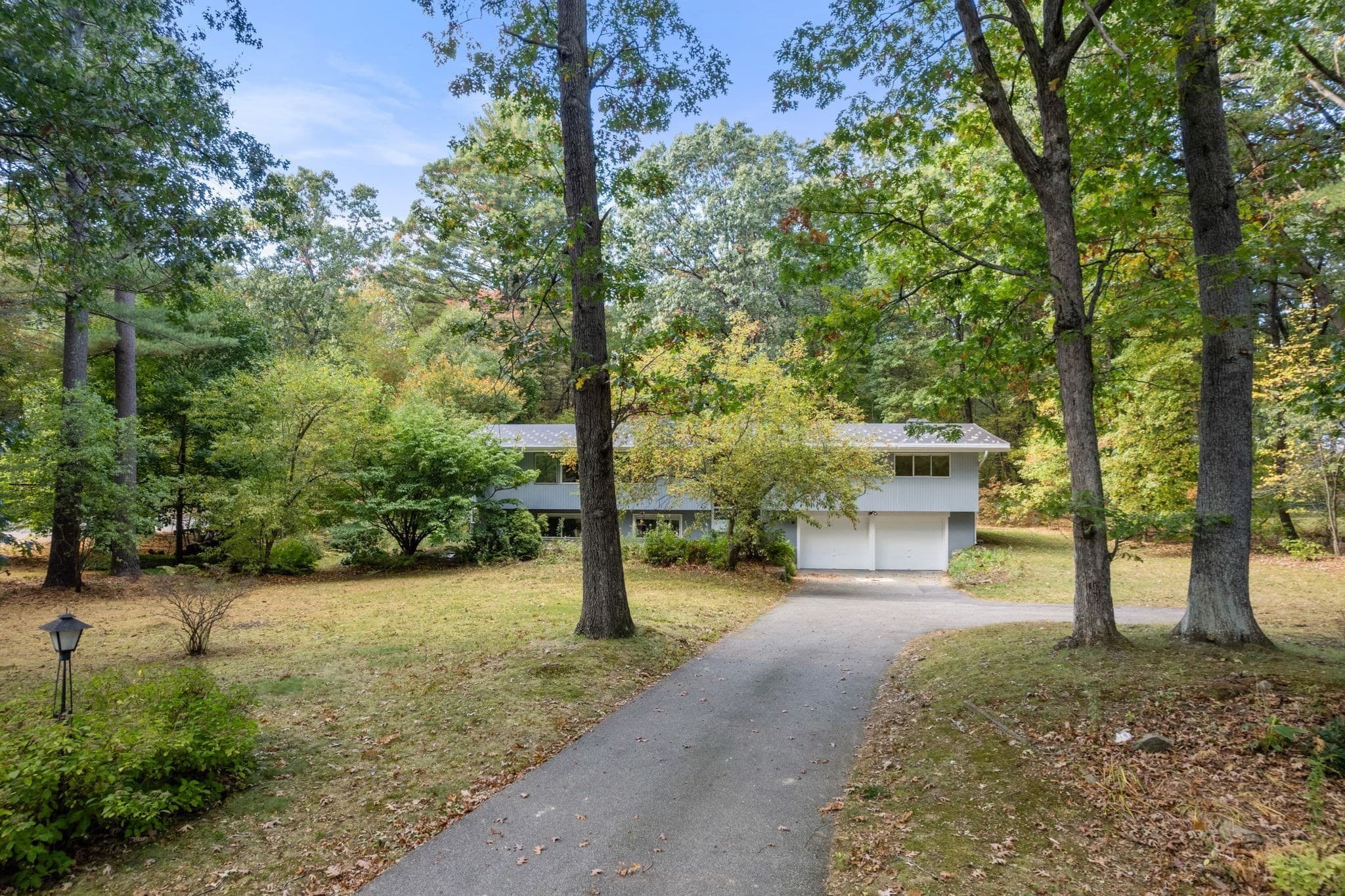 19 Holiday Road, Wayland MA 01778