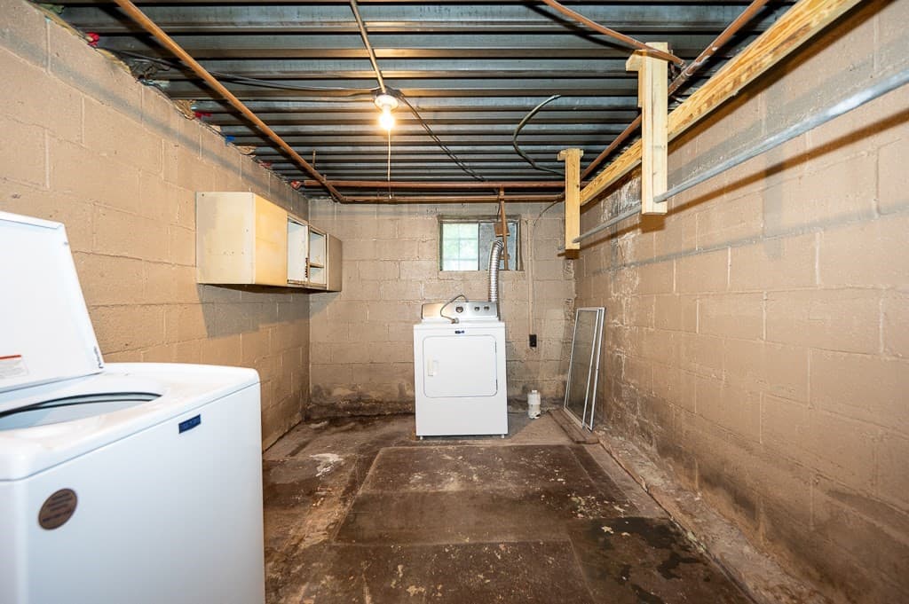Single Family Residence at 32 Tyson Rd, Worcester MA 01606, Worcester, photo 25 of 30