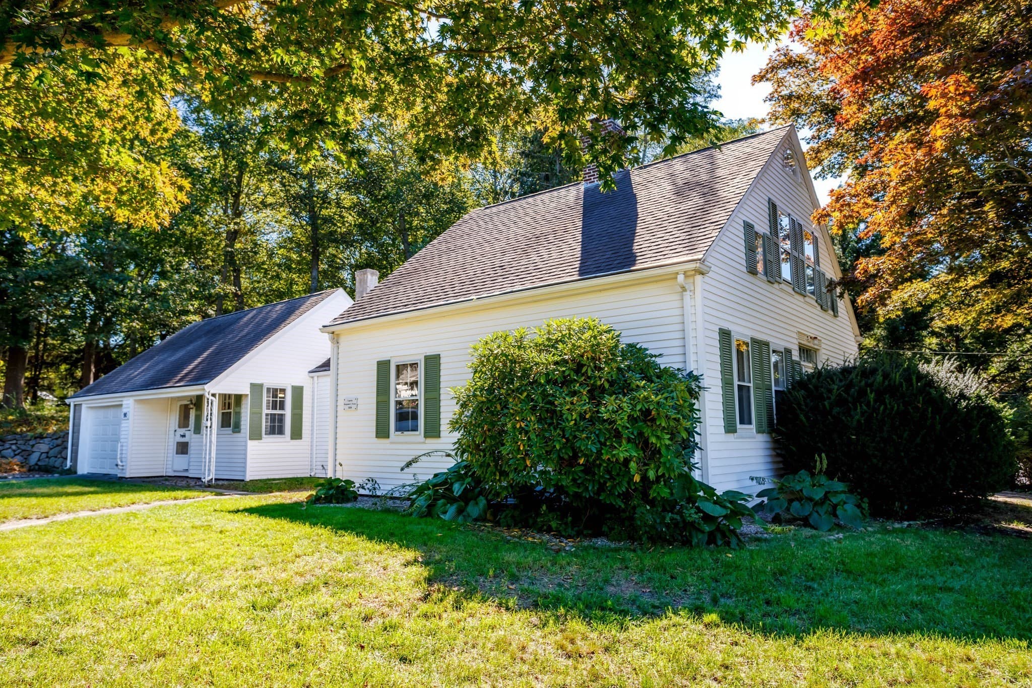 Single Family Residence at 90 Hilltop Dr, Barnstable MA 02648, Barnstable, photo 3 of 42