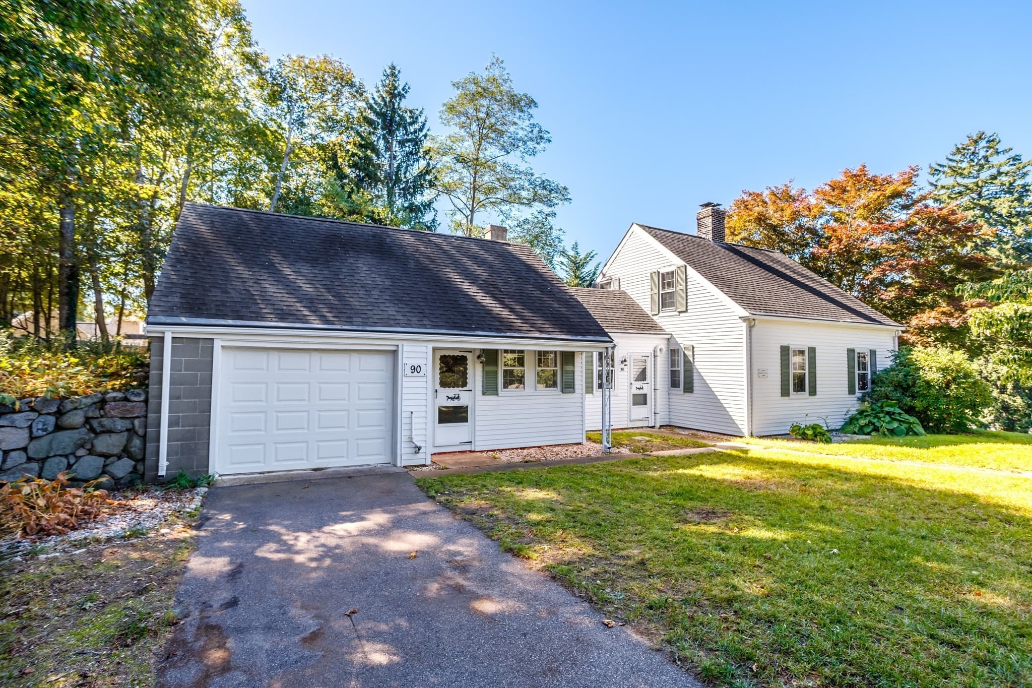 90 Hilltop Dr, Barnstable MA 02648
