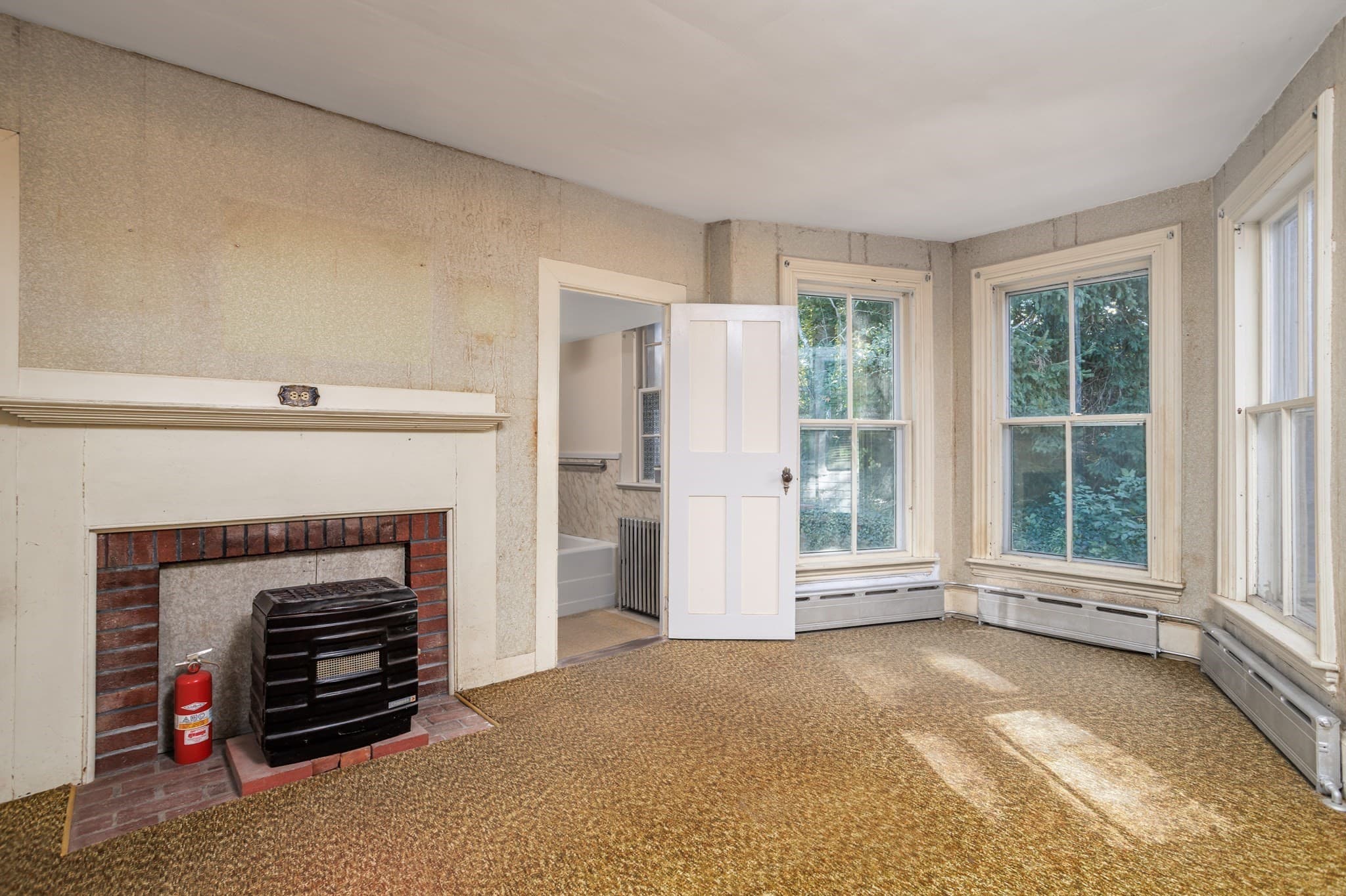 Single Family Residence at 90 Hilltop Dr, Barnstable MA 02648, Barnstable, photo 18 of 42