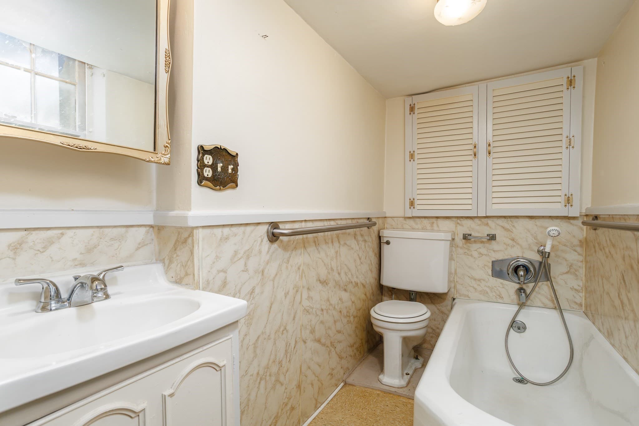 Single Family Residence at 90 Hilltop Dr, Barnstable MA 02648, Barnstable, photo 19 of 42