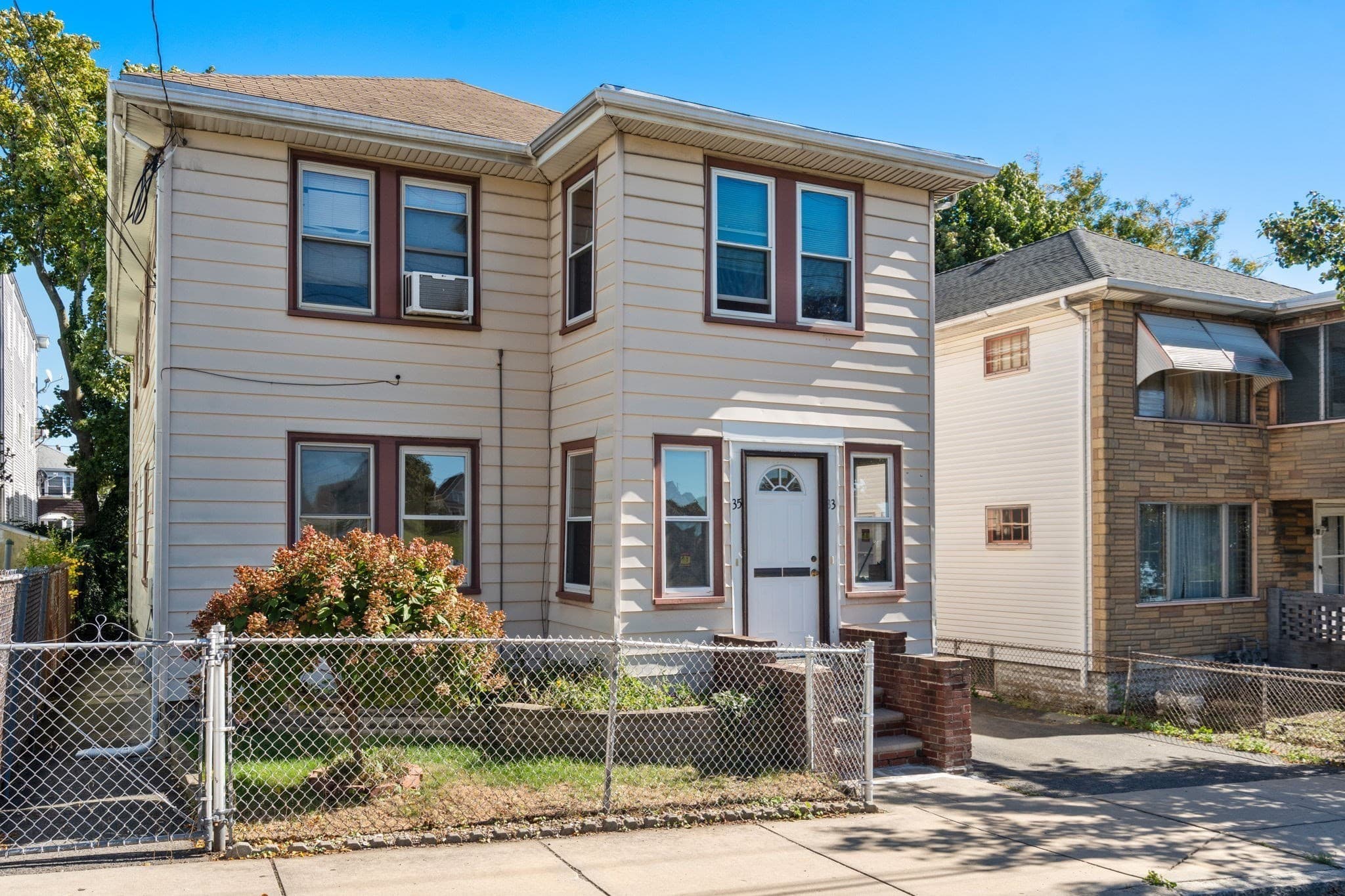 Multi Family at 33 Luke Rd, Everett MA 02149, Everett, photo 3 of 24