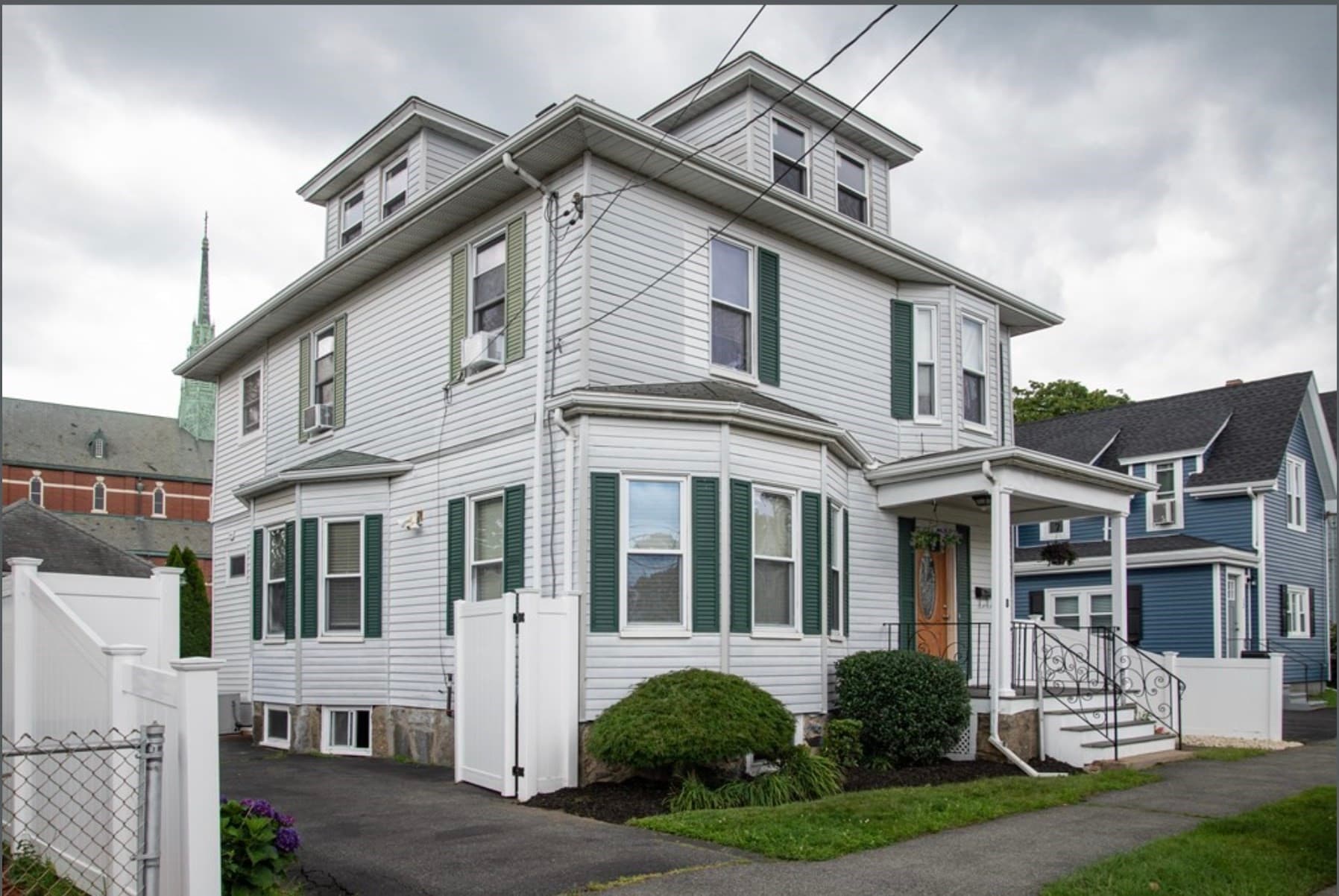 Single Family Residence at 8 Lake Ave, Lynn MA 01904, Lynn, photo 2 of 12