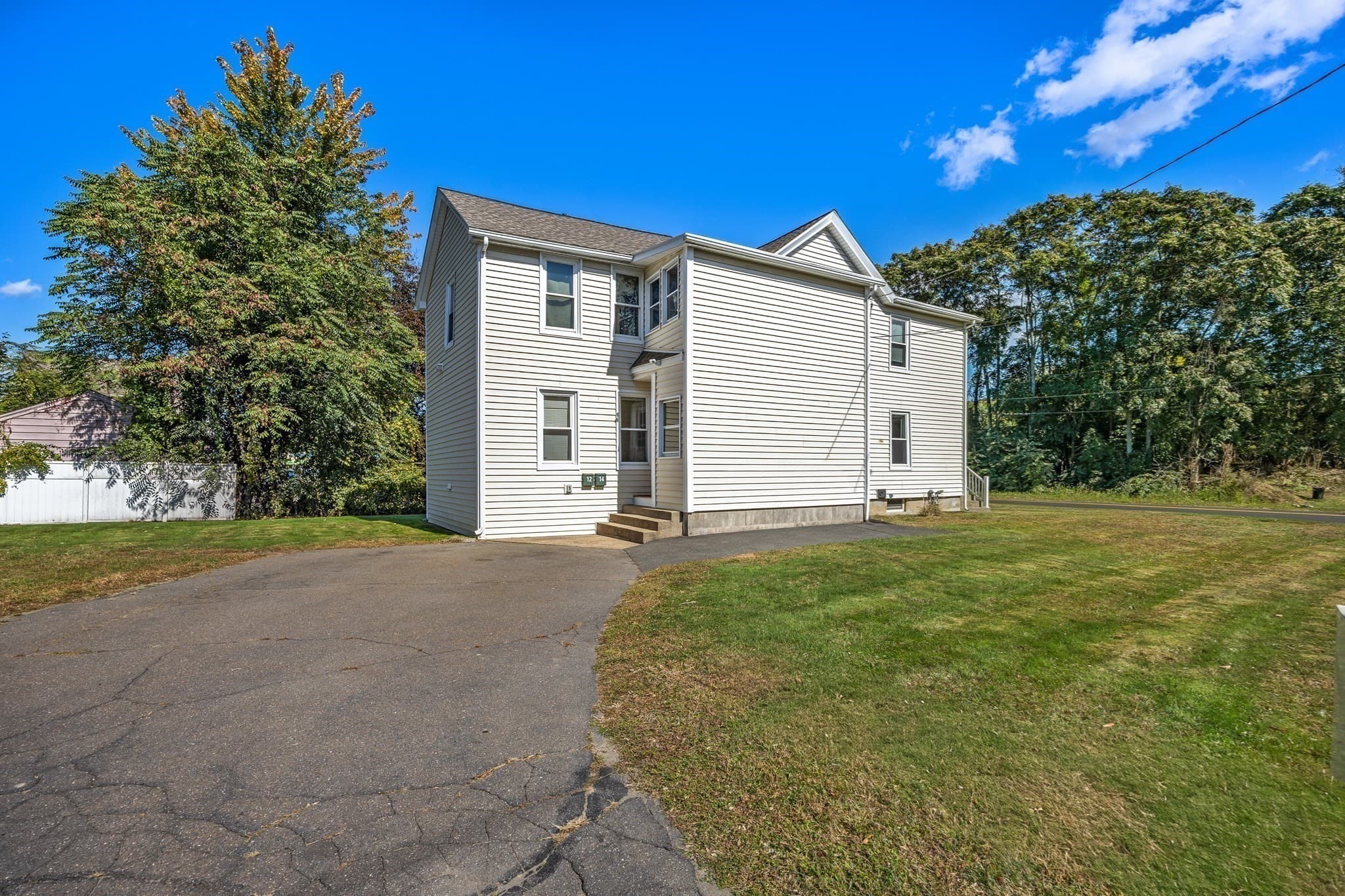 Multi Family at 12 Chester St, Chicopee MA 01013, Chicopee, photo 4 of 38