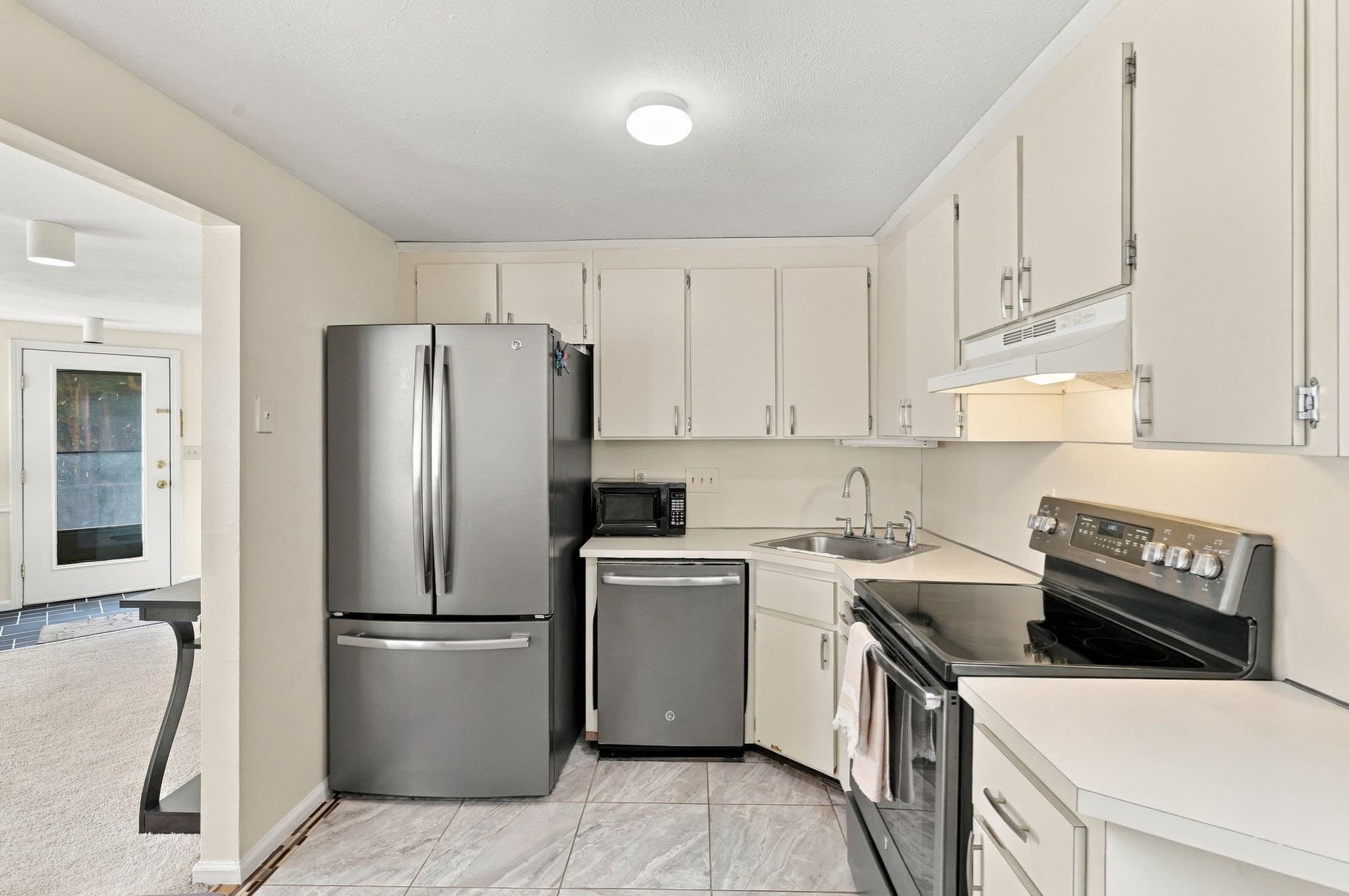 Condominium at 161 Leland Farm Rd # 161, Ashland MA 01721, Ashland, photo 9 of 42