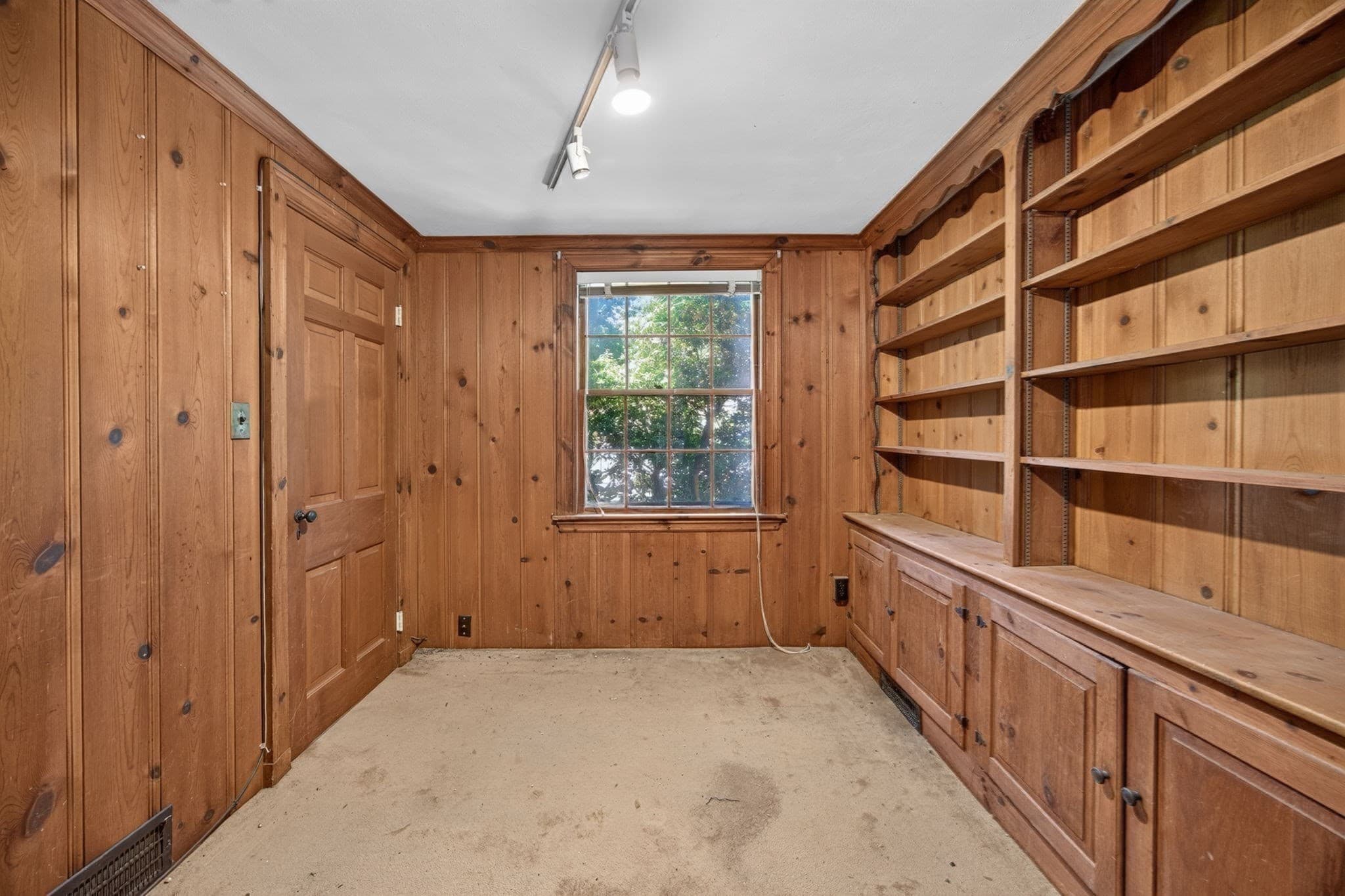 Single Family Residence at 26 Fairfax St, Newton MA 02465, Newton, photo 8 of 32