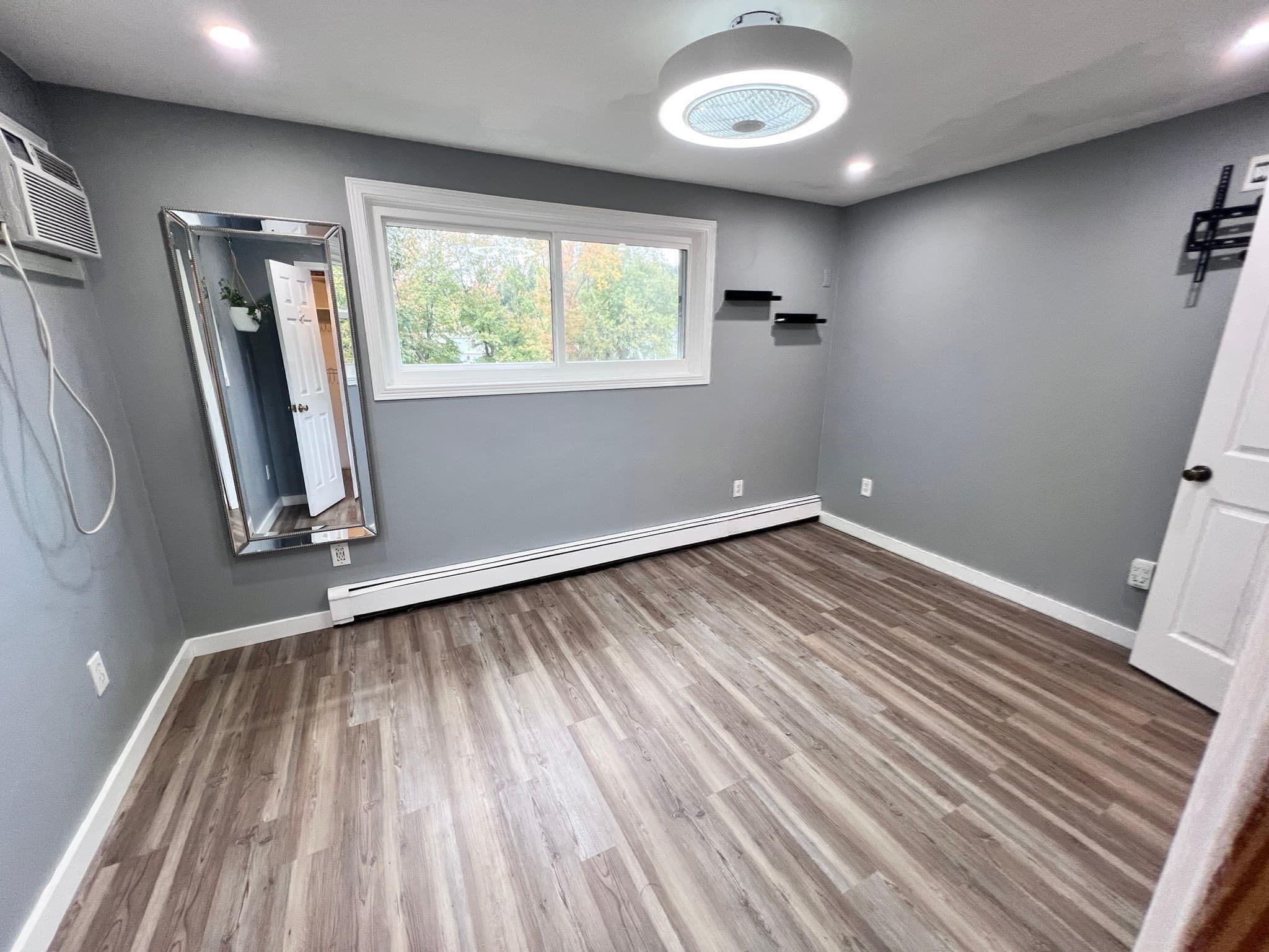 Single Family Residence at 23 Stowe Ct, Hudson MA 01749, Hudson, photo 20 of 40