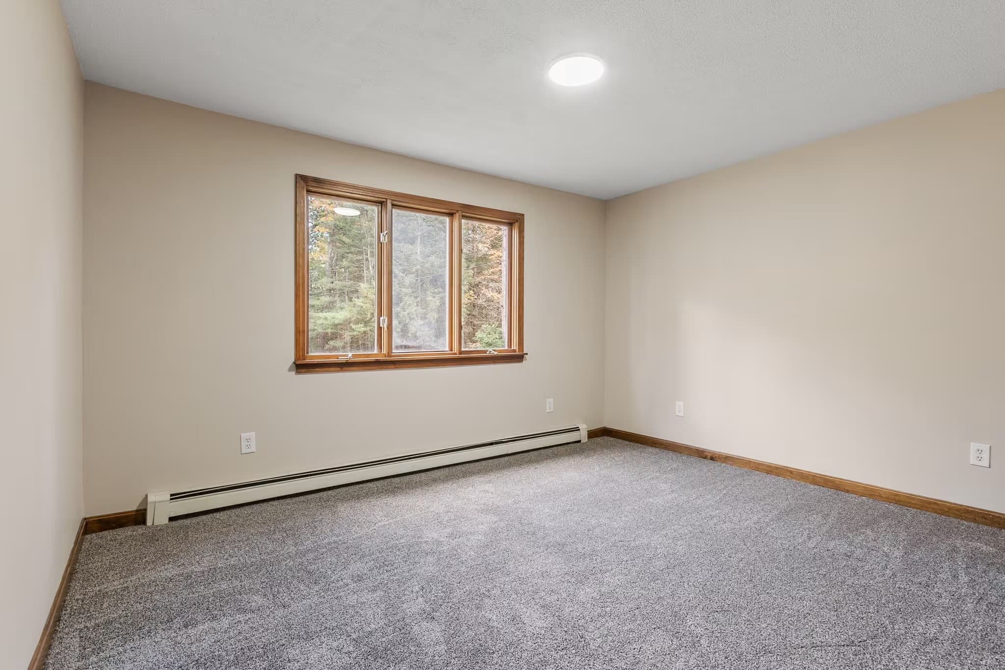 Single Family Residence at 1366 New Sherborn Rd, Athol MA 01331, Athol, photo 8 of 21