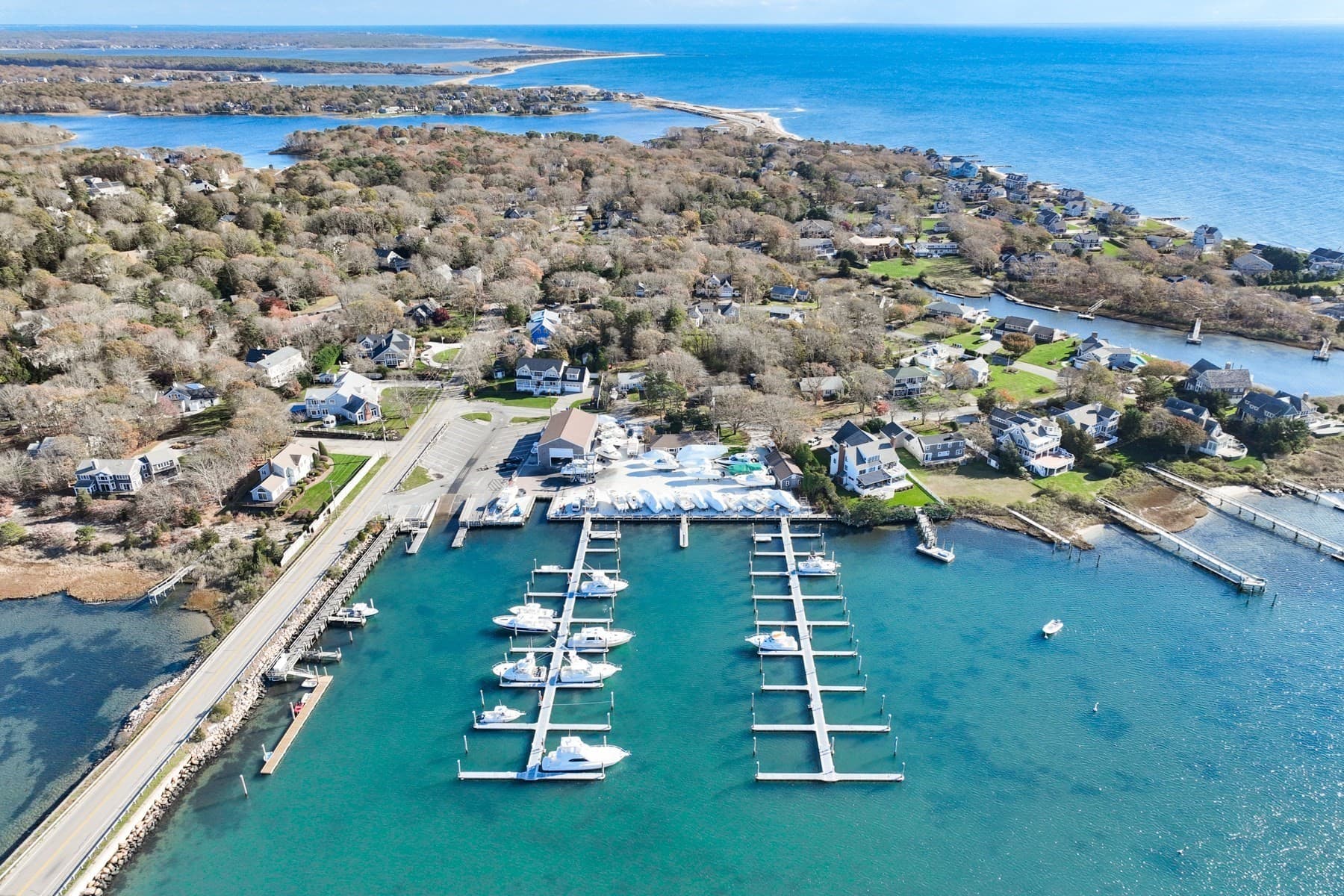 Condominium at 374 Davisville Rd # 4, Falmouth MA 02536, Falmouth, photo 6 of 37