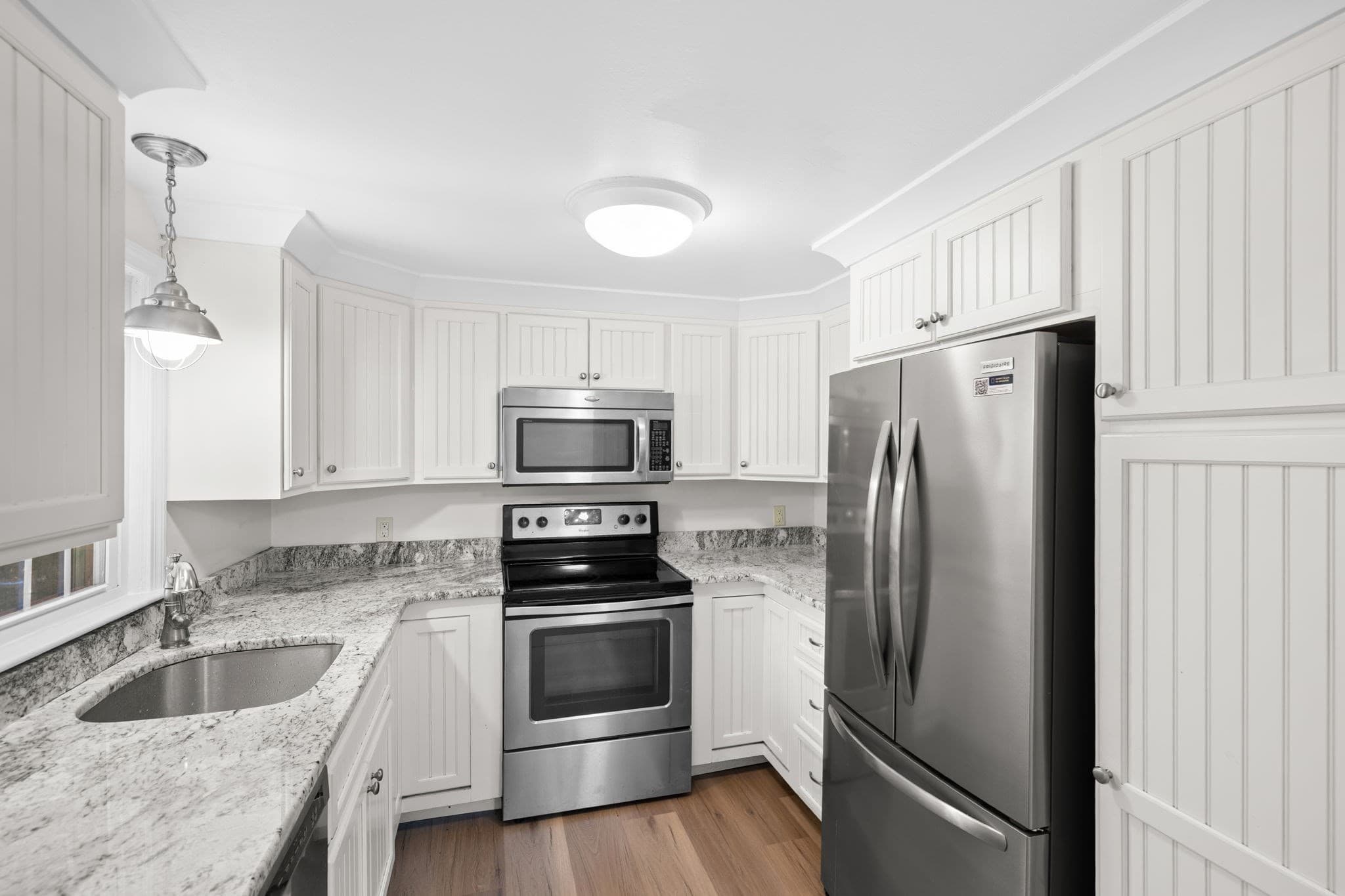 Condominium at 374 Davisville Rd # 4, Falmouth MA 02536, Falmouth, photo 8 of 37