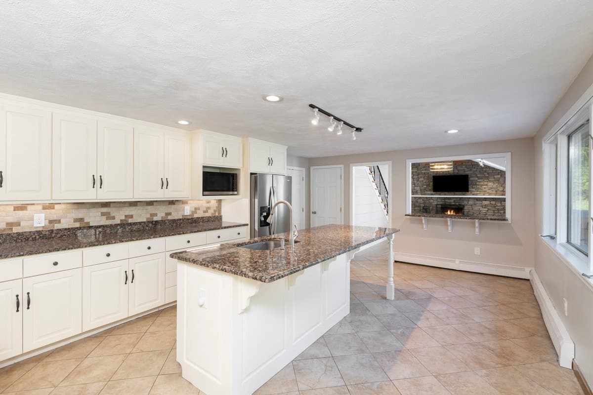 Single Family Residence at 24 Silvermine Road, Boxford MA 01921, Boxford, photo 7 of 42