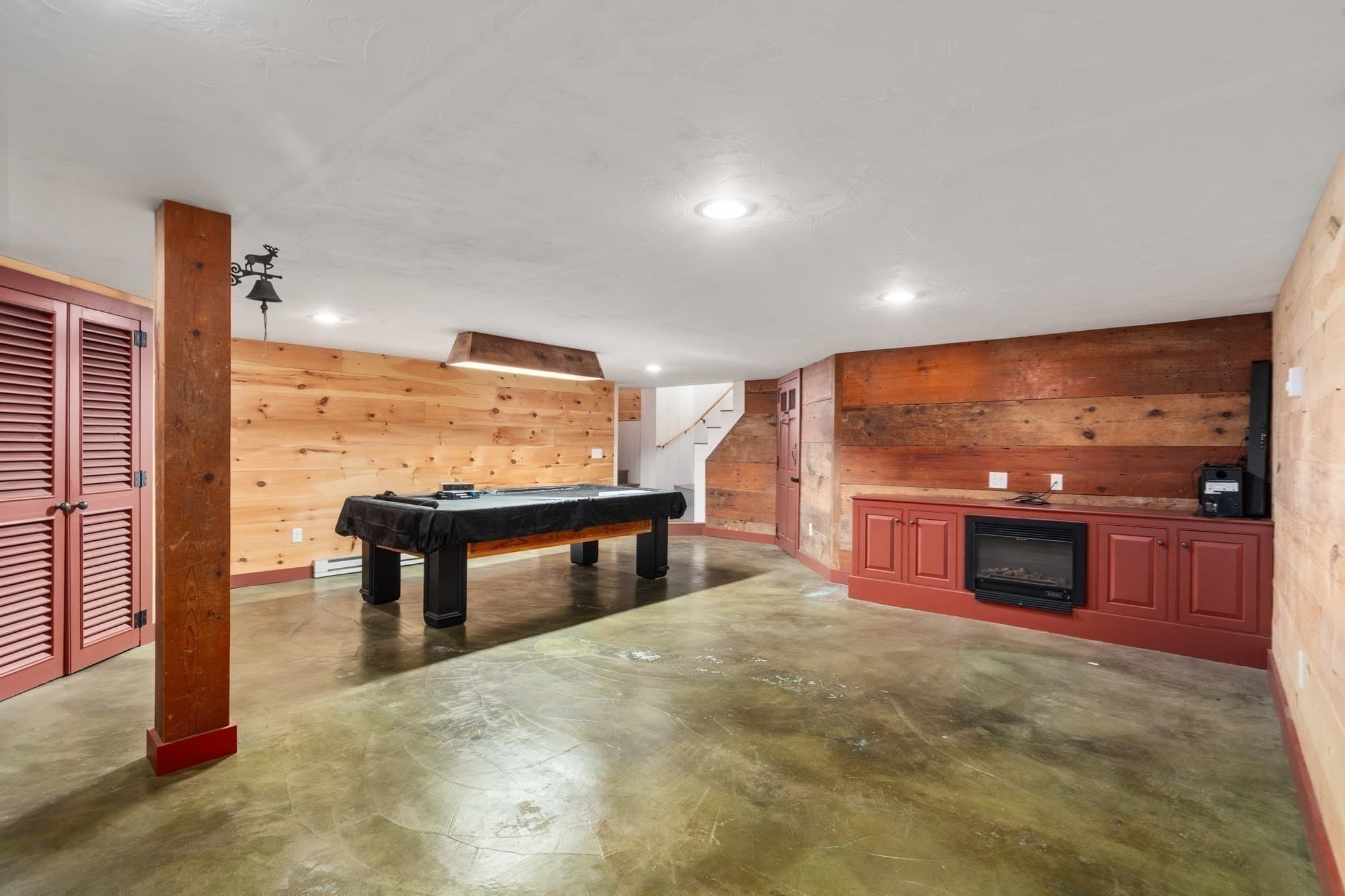 Single Family Residence at 95 Dean St, Raynham MA 02767, Raynham, photo 11 of 18