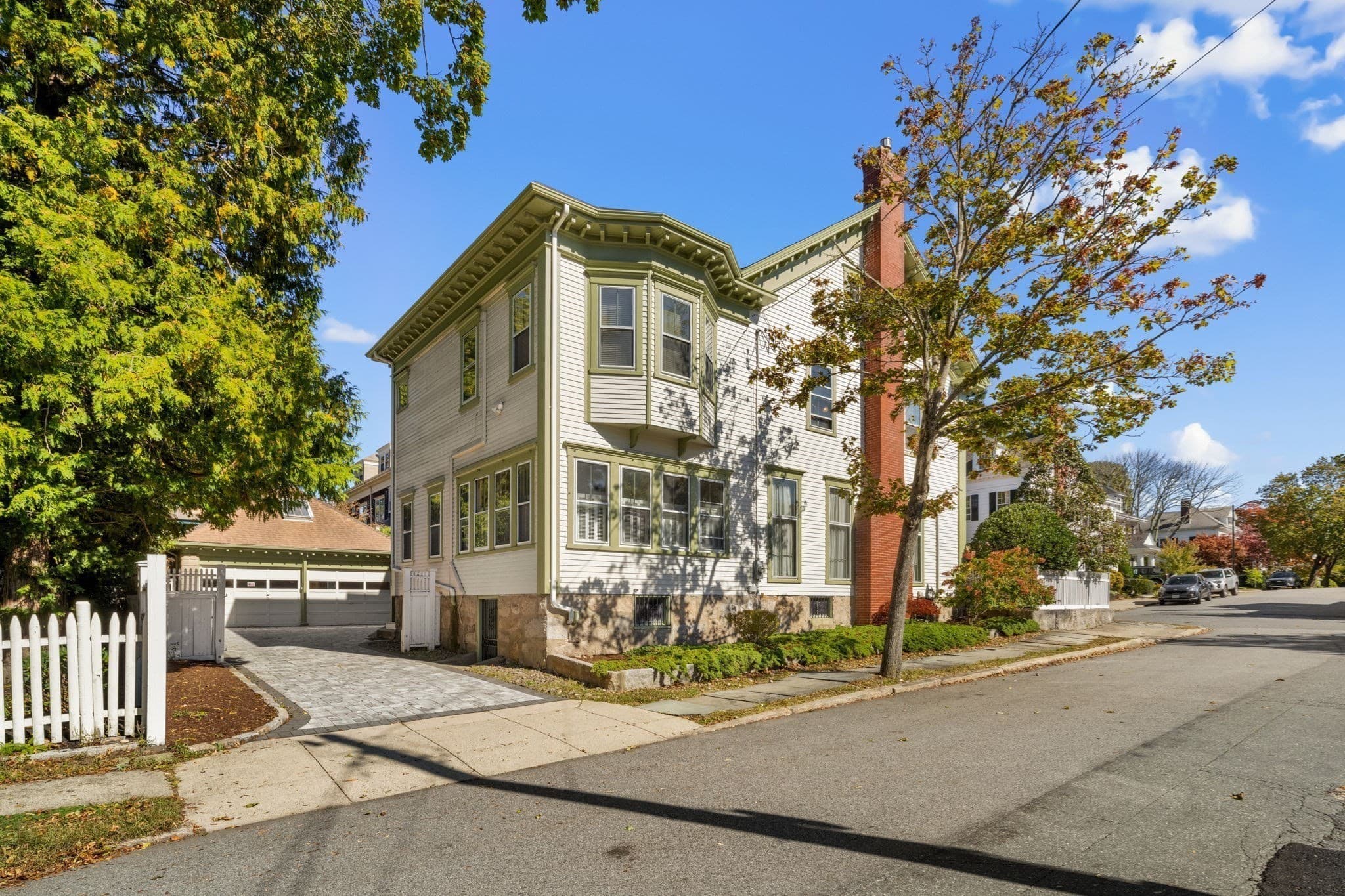 Single Family Residence at 117 Cottage St, New Bedford MA 02740, New Bedford, photo 42 of 42