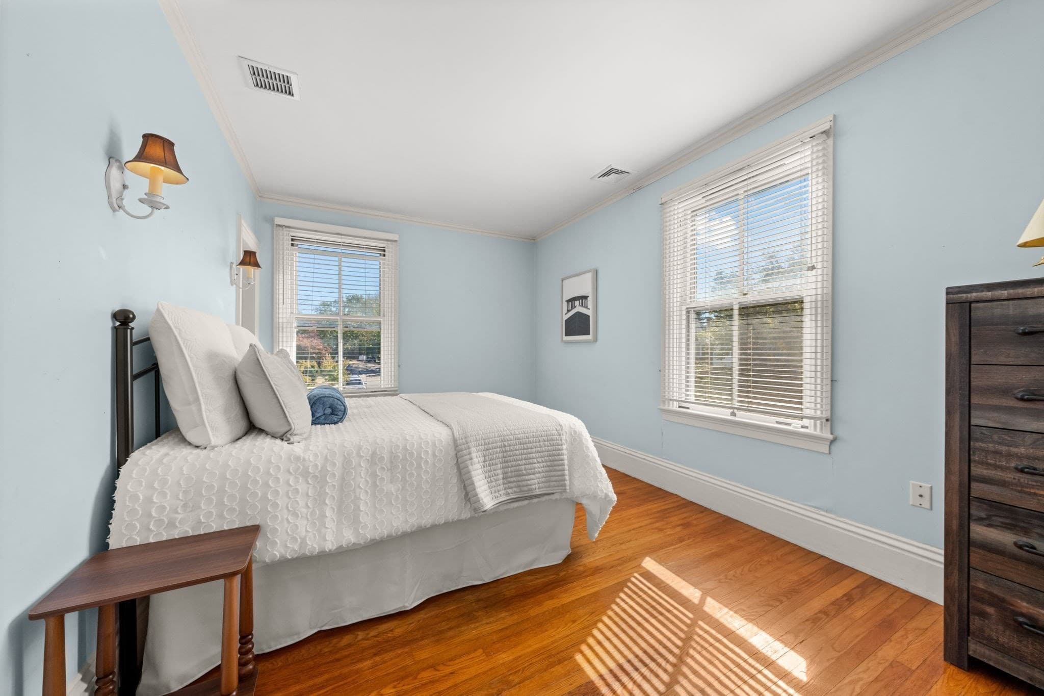 Single Family Residence at 117 Cottage St, New Bedford MA 02740, New Bedford, photo 22 of 42