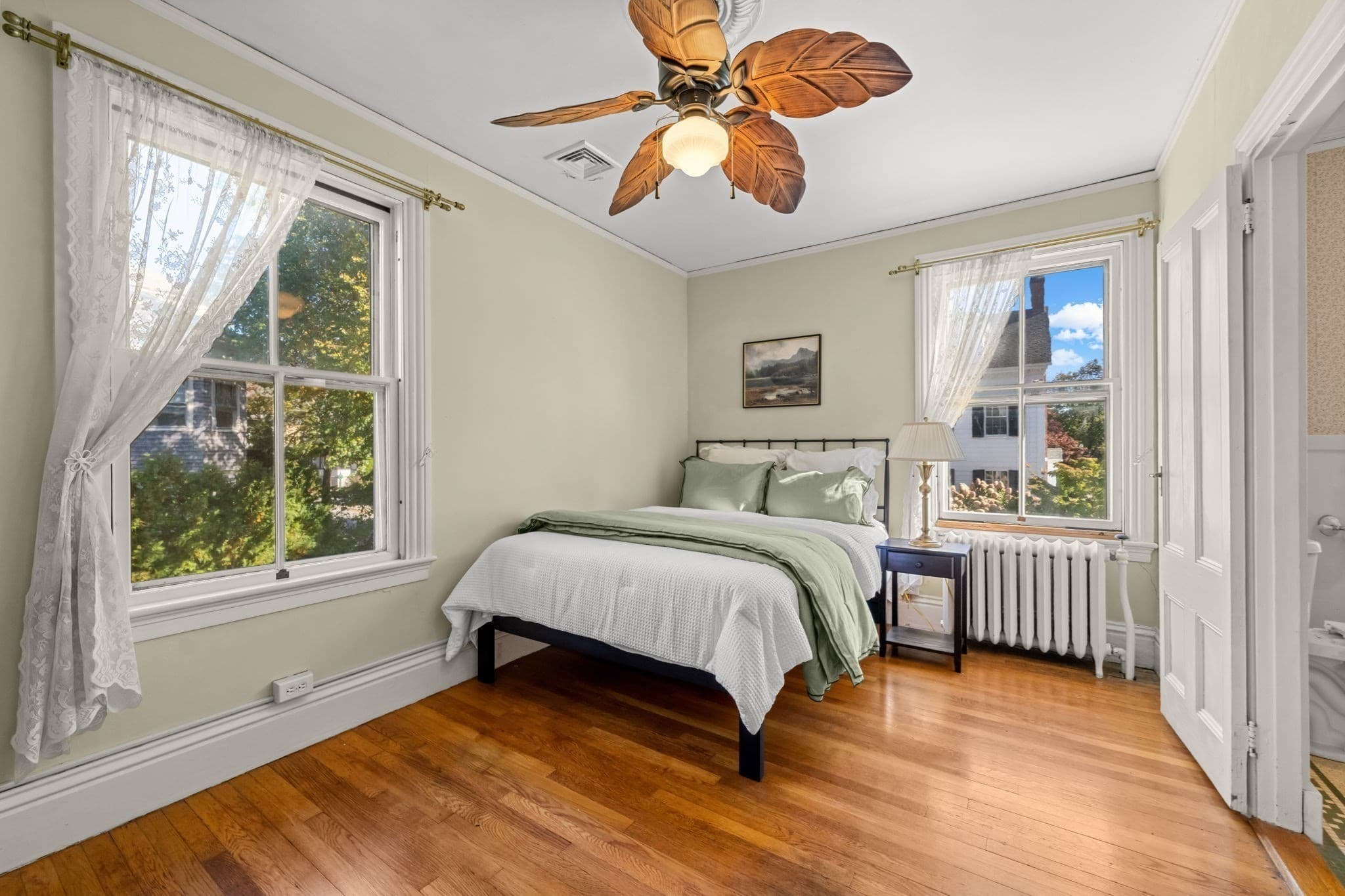 Single Family Residence at 117 Cottage St, New Bedford MA 02740, New Bedford, photo 24 of 42