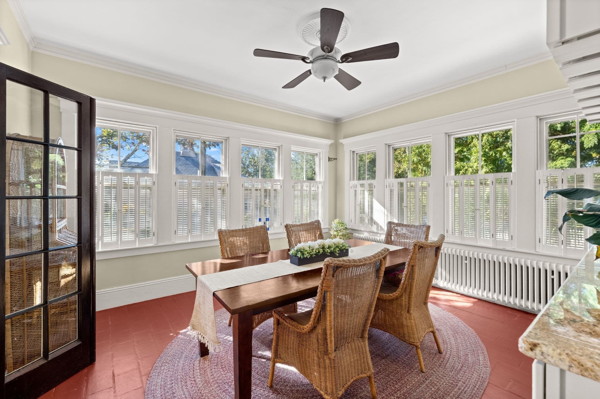 Single Family Residence at 117 Cottage St, New Bedford MA 02740, New Bedford, photo 10 of 42