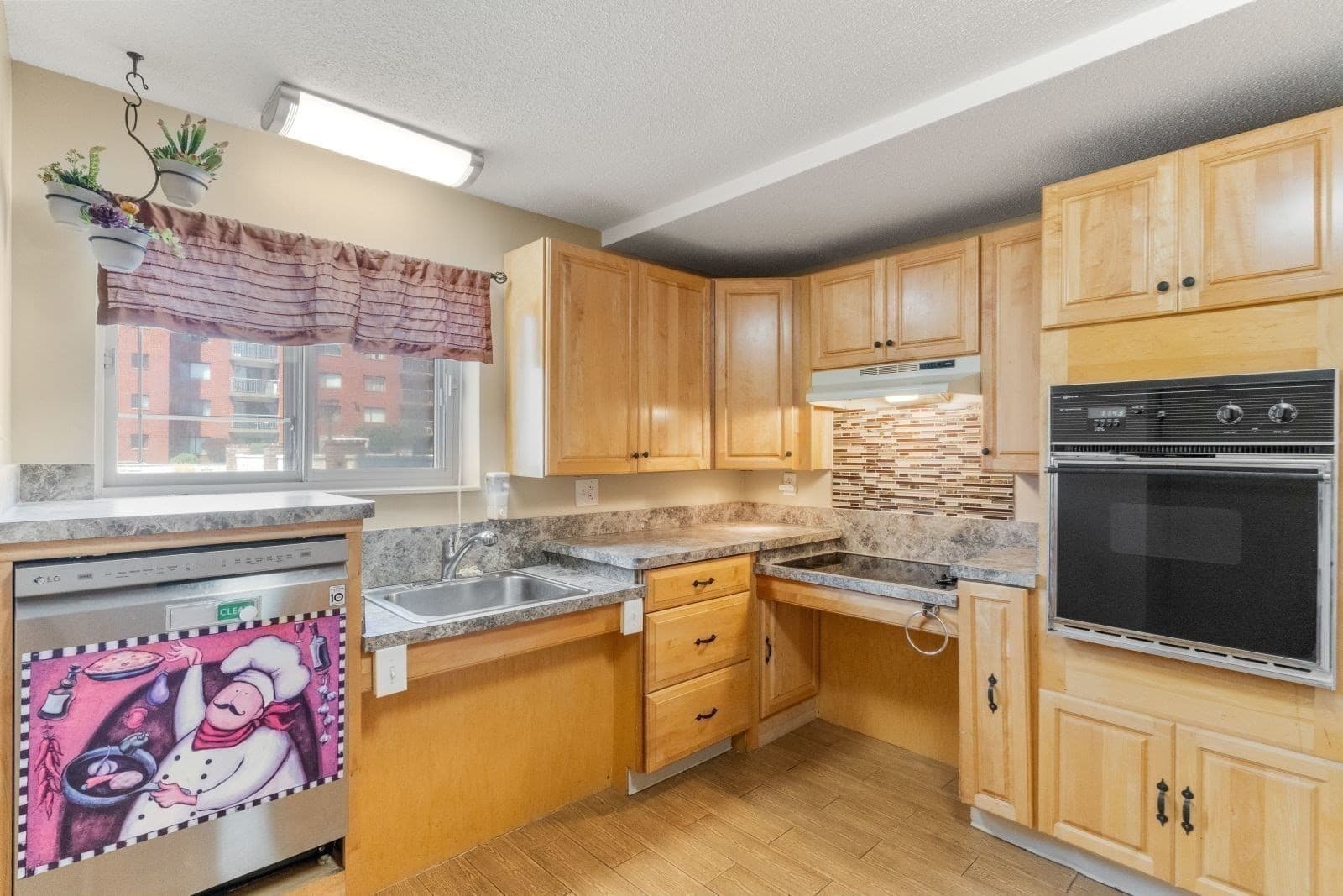 Condominium at 22 Ninth Street # 102, Medford MA 02155, photo 13 of 31
