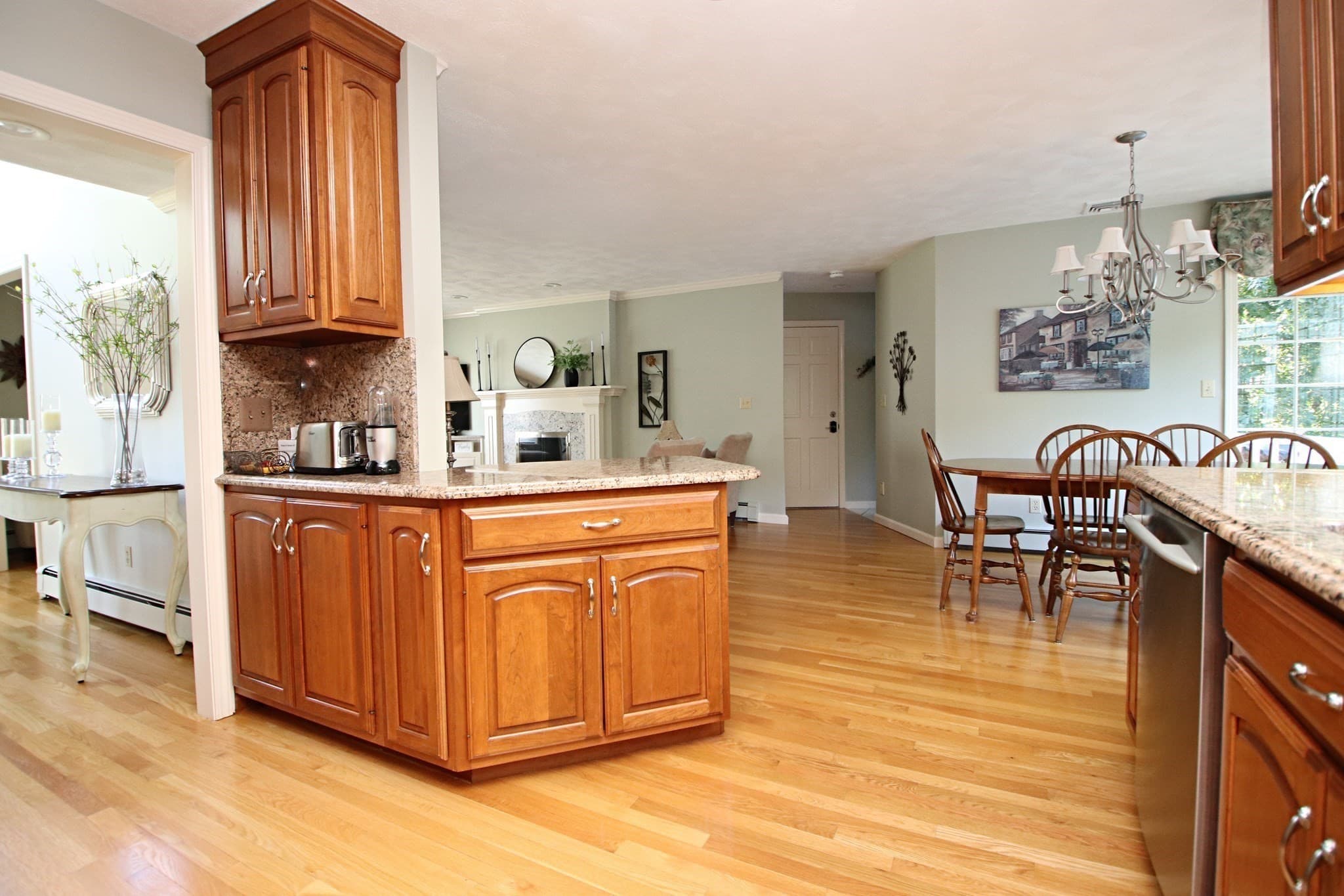 Single Family Residence at 33 Sanders Drive, Saugus MA 01906, Saugus, photo 12 of 42