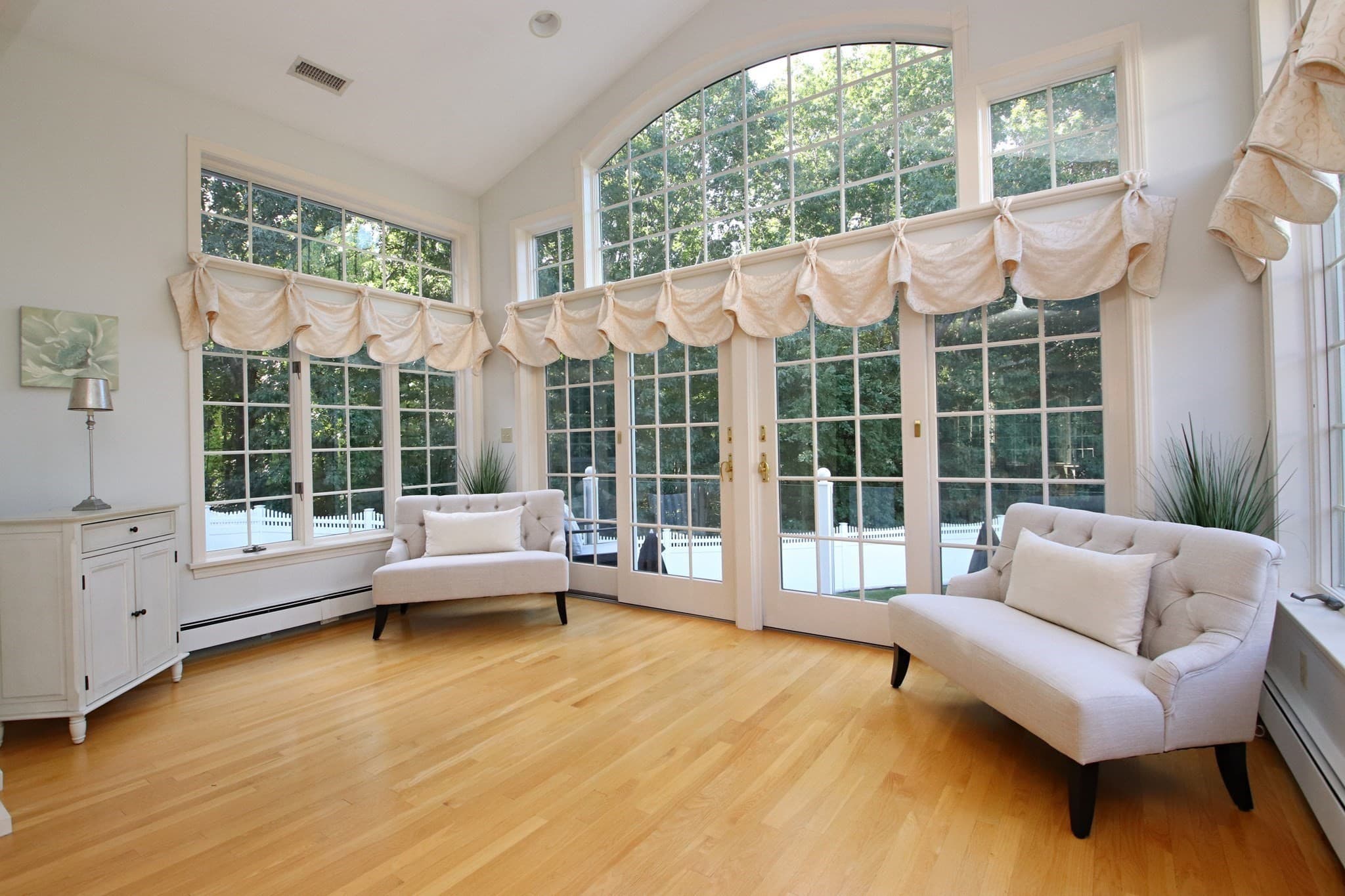 Single Family Residence at 33 Sanders Drive, Saugus MA 01906, Saugus, photo 8 of 42