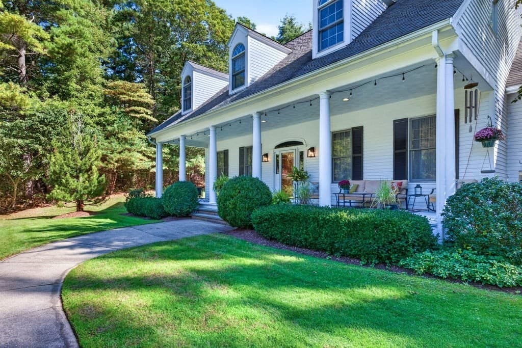 Single Family Residence at 114 Martin St, Rehoboth MA 02769, Rehoboth, photo 4 of 42