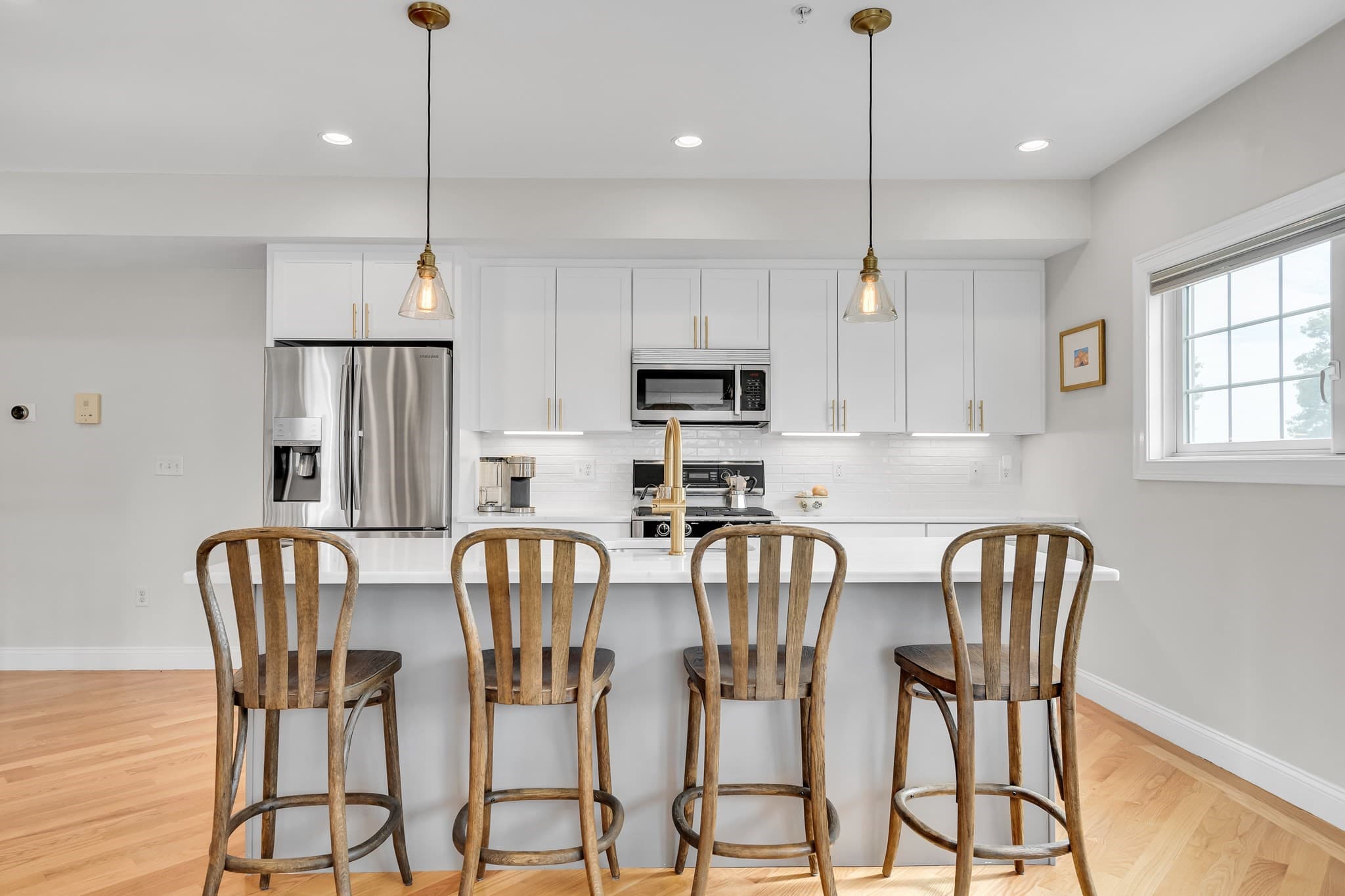 Condominium at 572 Freeport # 303, Boston MA 02122, Boston, photo 4 of 34