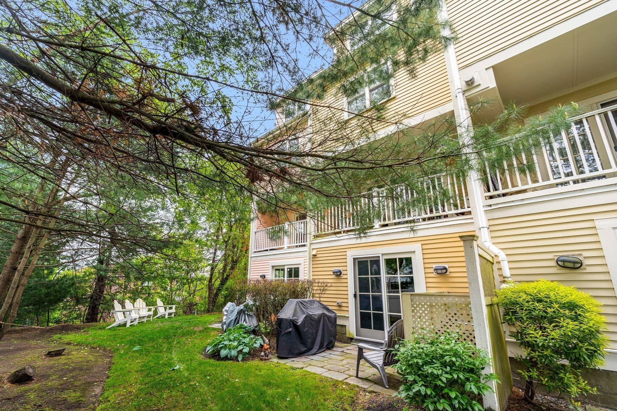 Condominium at 49 Intrepid Circle # 49, Marblehead MA 01945, Marblehead, photo 12 of 34
