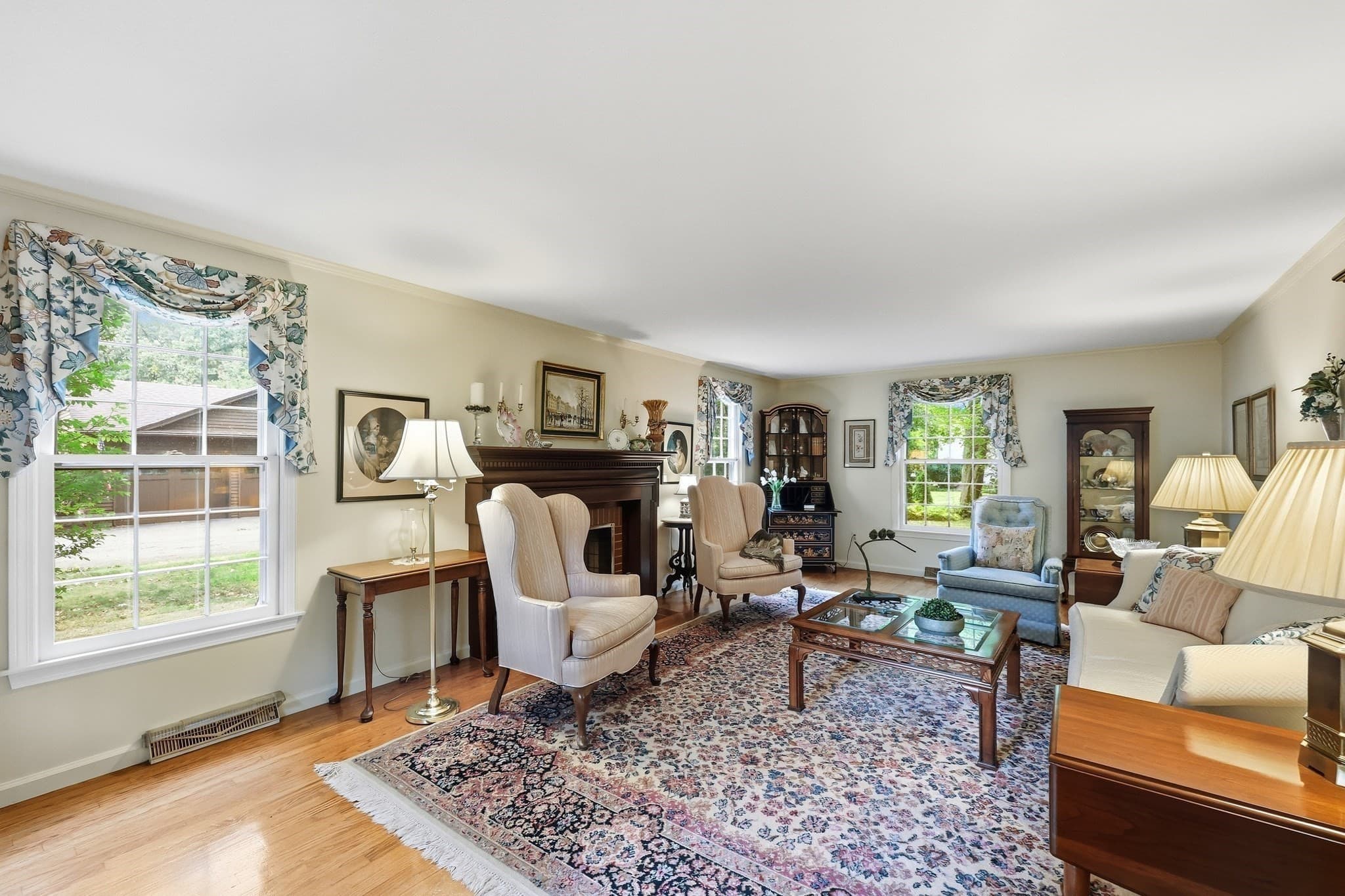 Single Family Residence at 61 Wild Grove Lane, Longmeadow MA 01106, photo 3 of 35