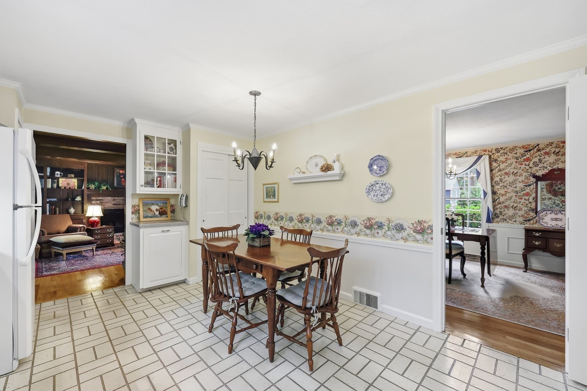Single Family Residence at 61 Wild Grove Lane, Longmeadow MA 01106, photo 10 of 35