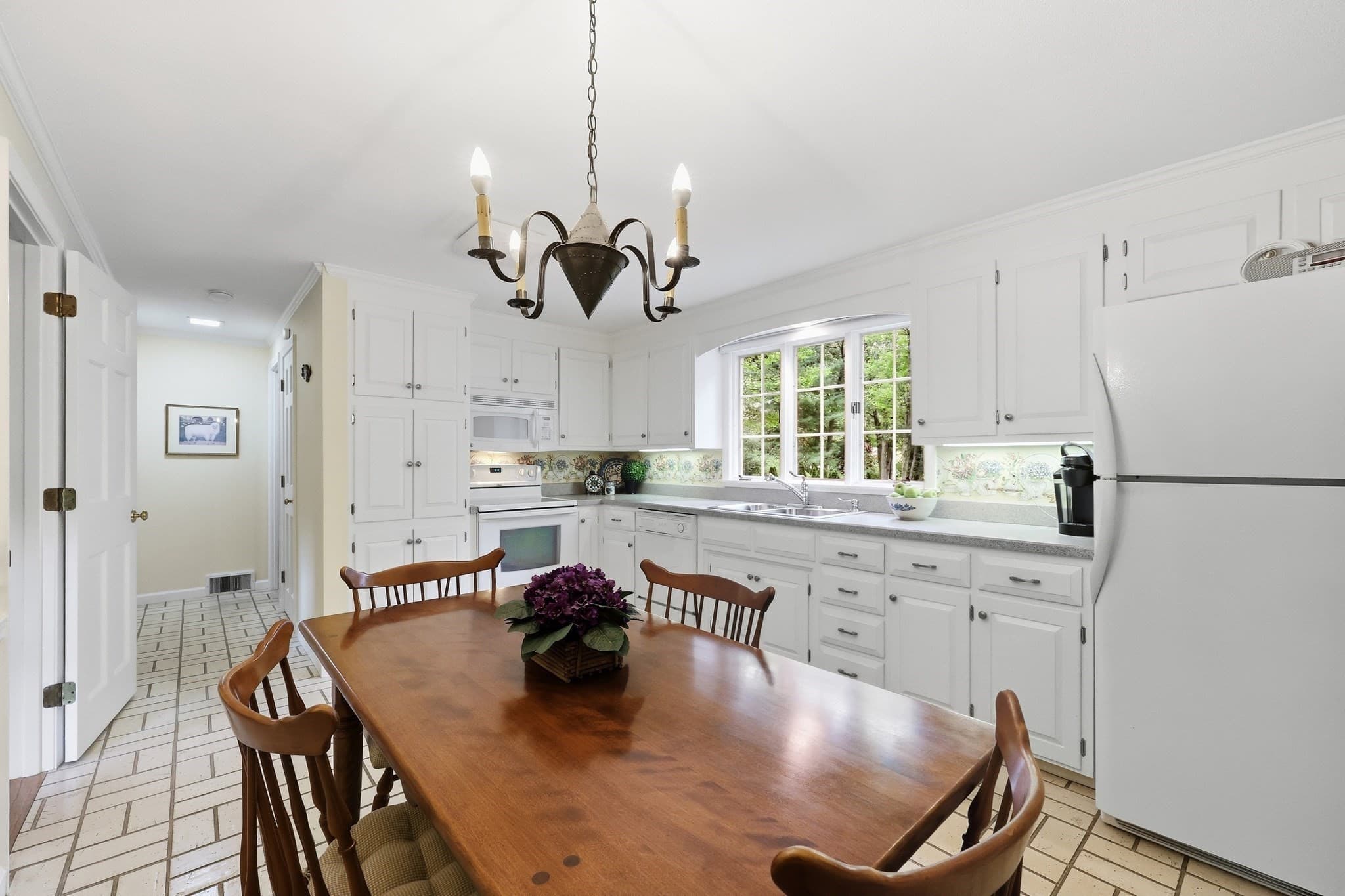 Single Family Residence at 61 Wild Grove Lane, Longmeadow MA 01106, photo 8 of 35