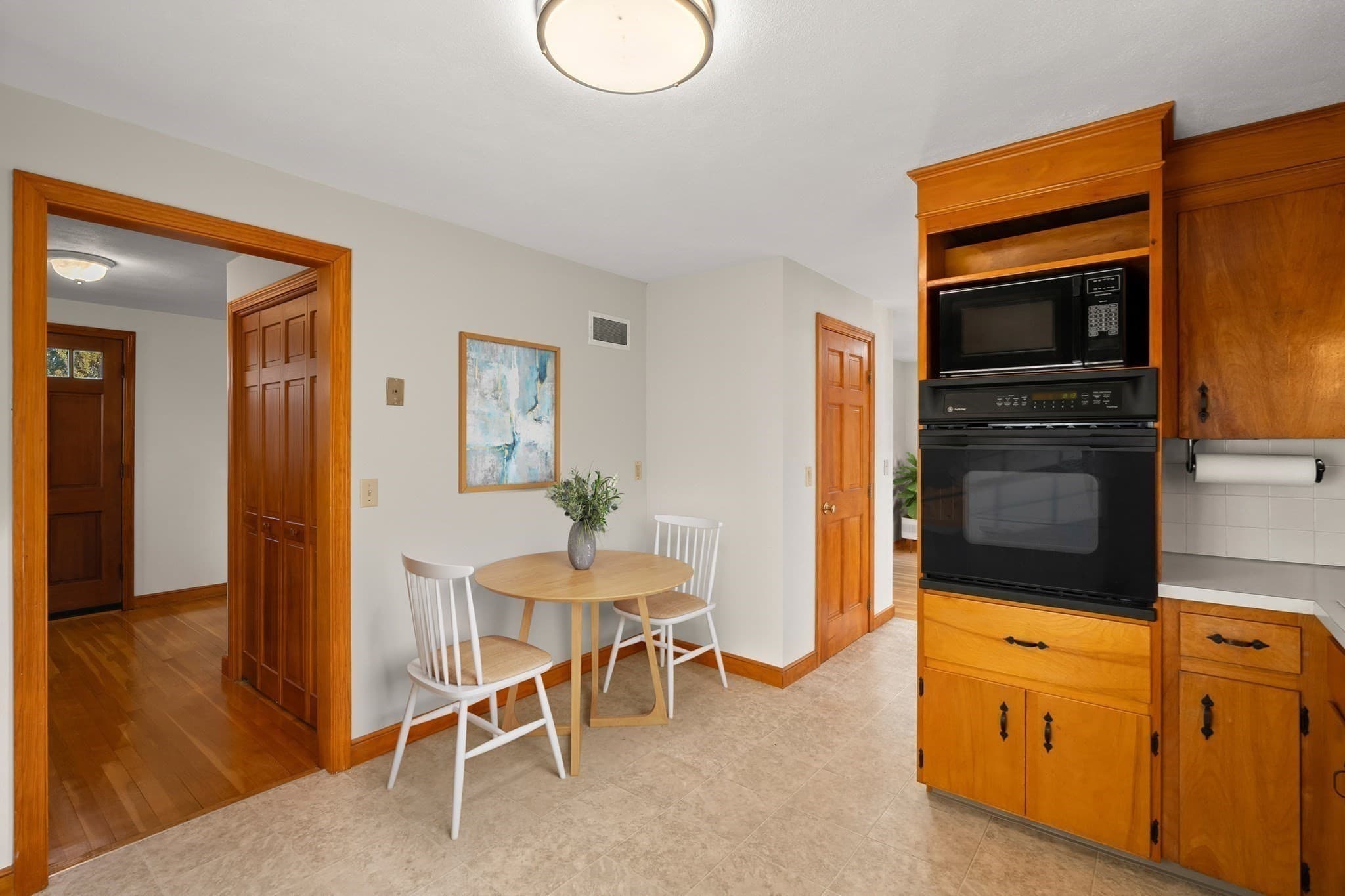 Single Family Residence at 32 Nichols Ave, Avon MA 02322, Avon, photo 12 of 40