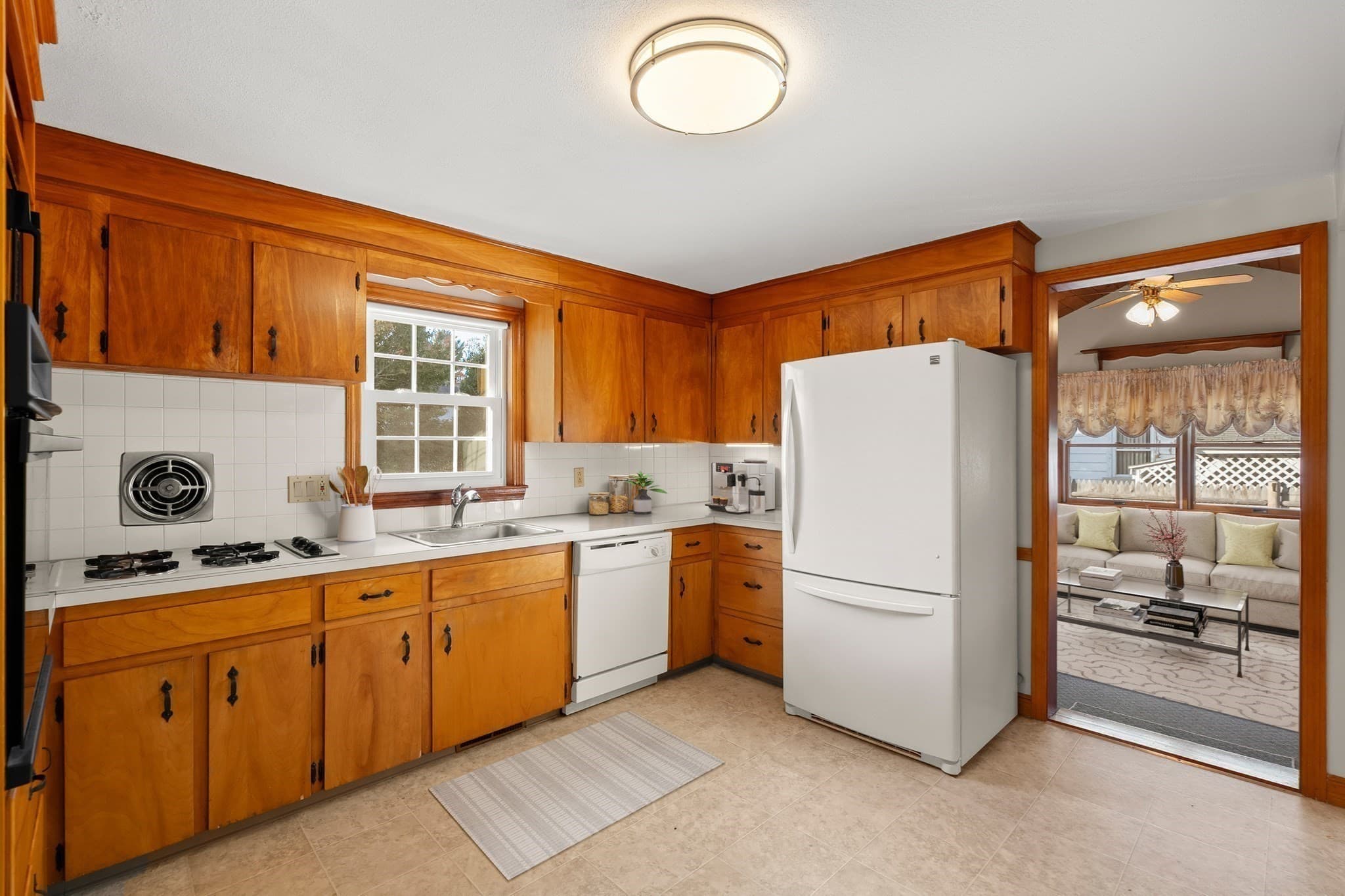 Single Family Residence at 32 Nichols Ave, Avon MA 02322, Avon, photo 10 of 40