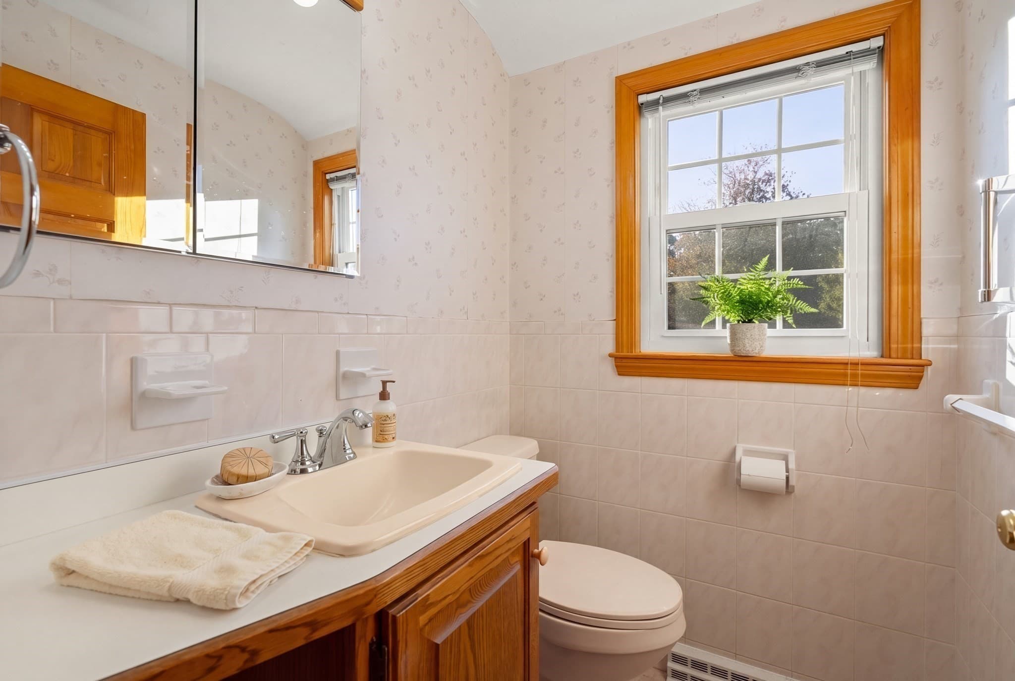 Single Family Residence at 32 Nichols Ave, Avon MA 02322, Avon, photo 15 of 40