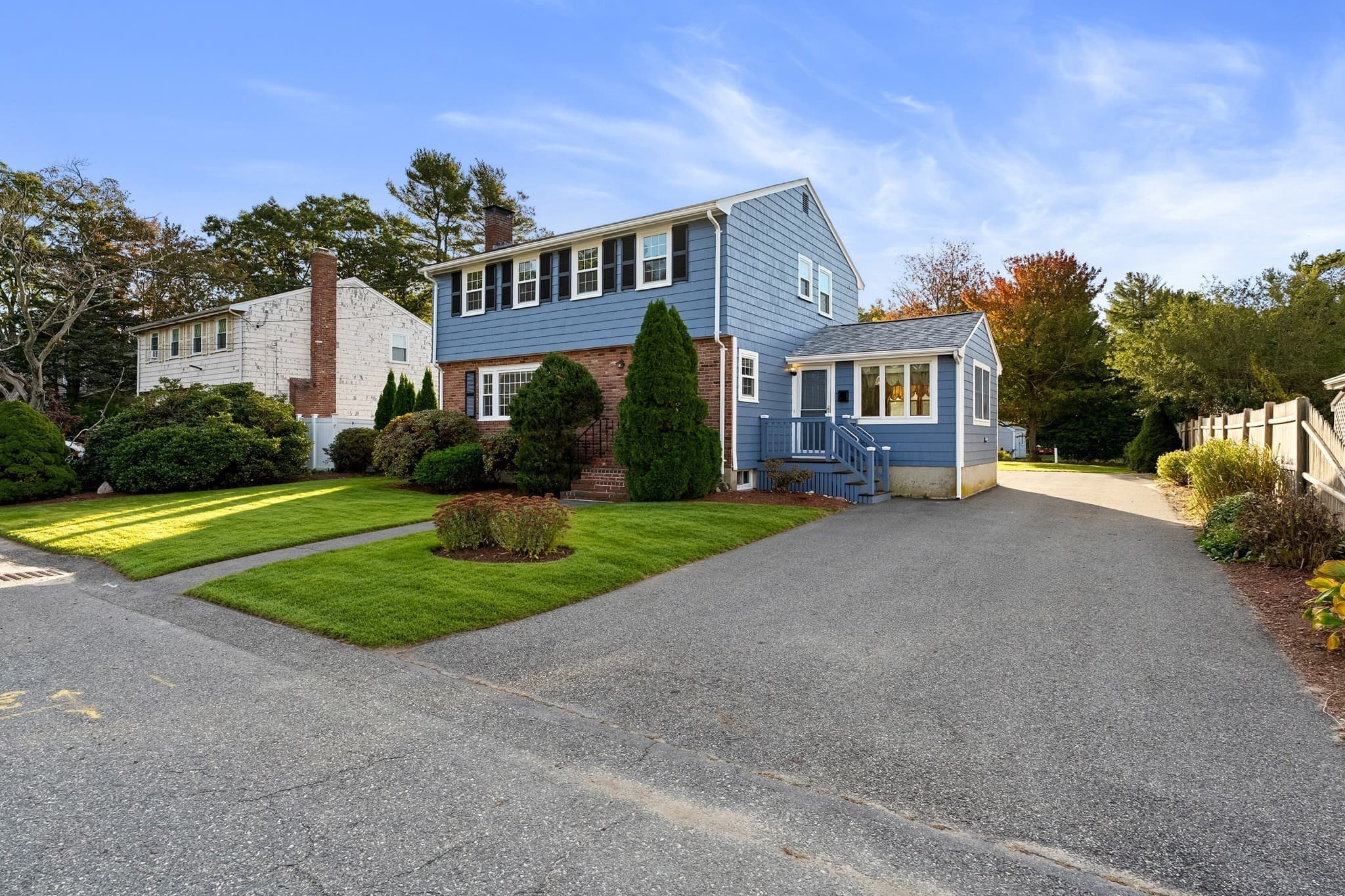 Single Family Residence at 32 Nichols Ave, Avon MA 02322, Avon, photo 4 of 40