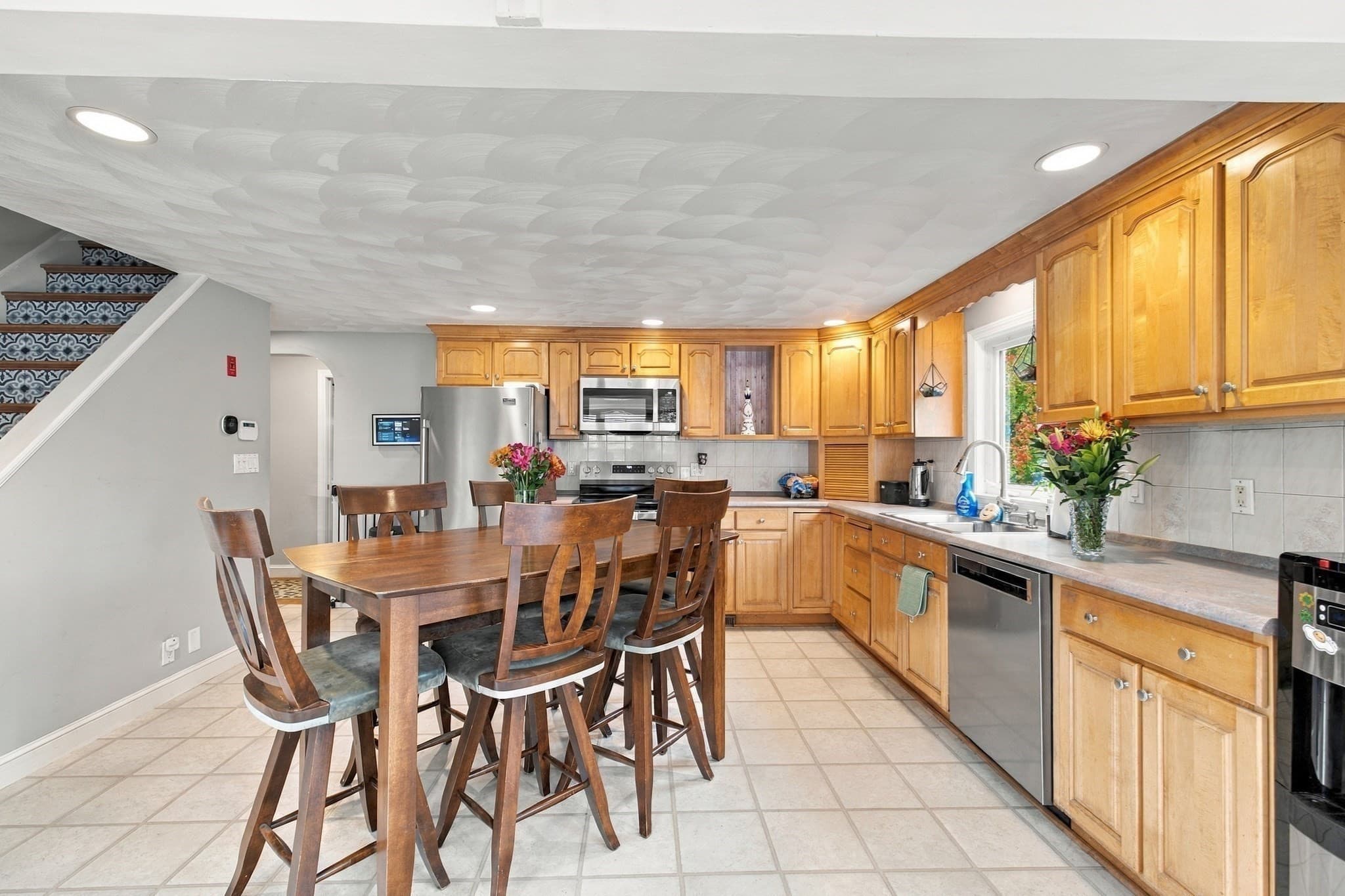 Single Family Residence at 11 Granite Rd, Peabody MA 01960, Peabody, photo 8 of 38