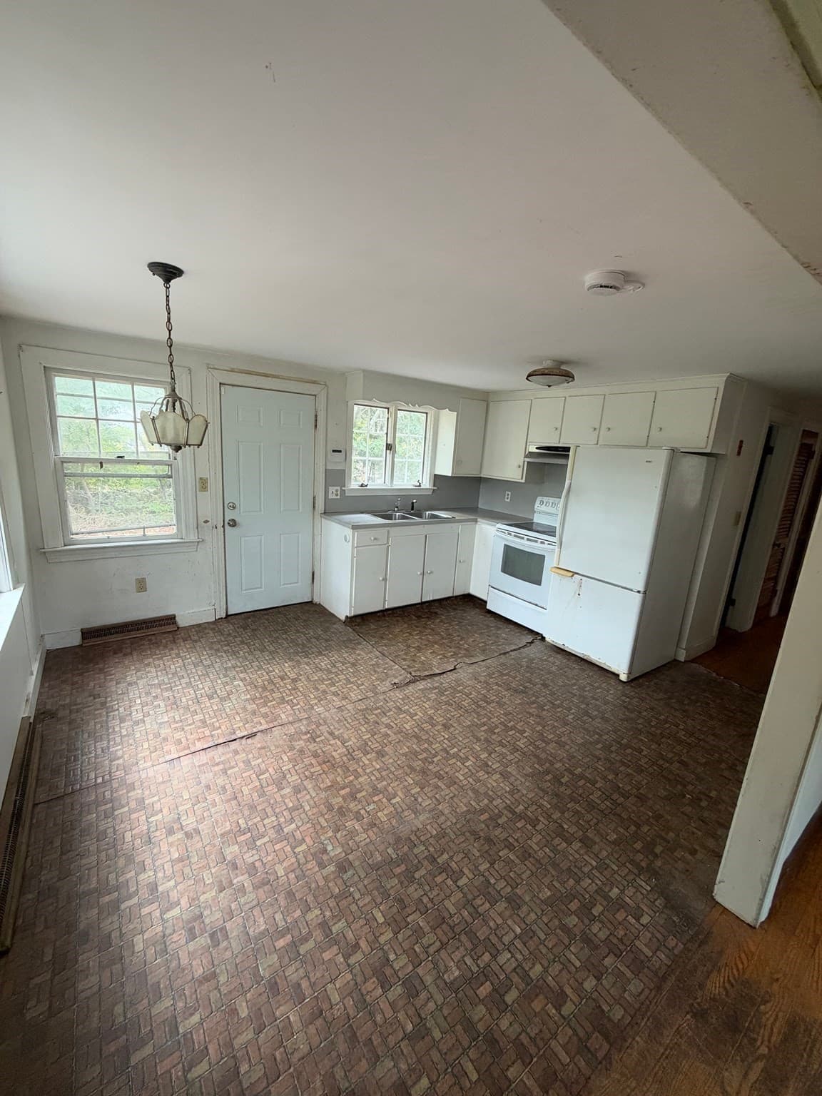 Single Family Residence at 15 Eddie Ln, Chatham MA 02633, Chatham, photo 4 of 14