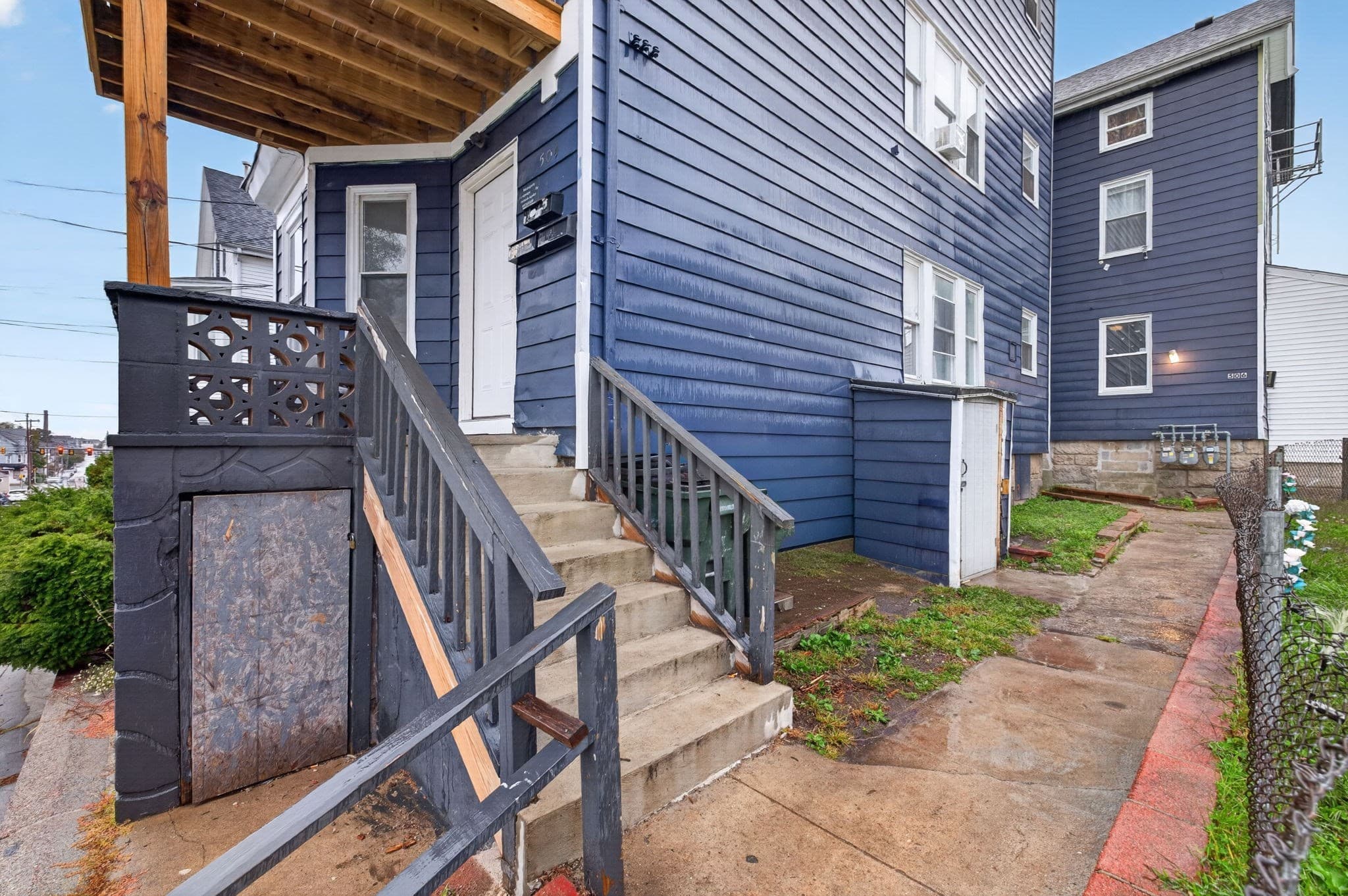 3 Family - 3 Units Up/Down at 504 Peckham St, Fall River MA 02721, Fall River, photo 4 of 41