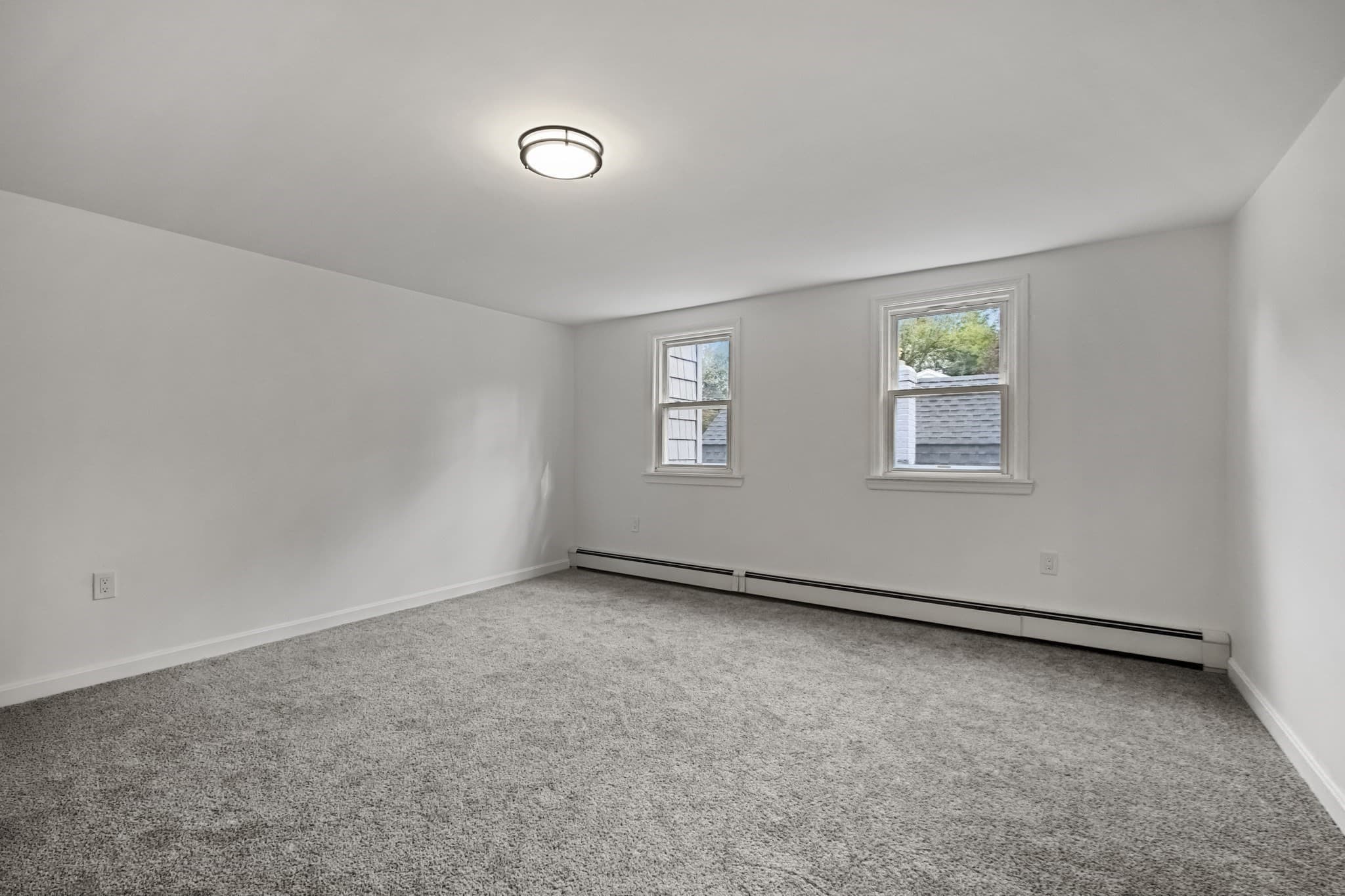 Single Family Residence at 114 Valley Rd, Somerset MA 02726, Somerset, photo 11 of 25