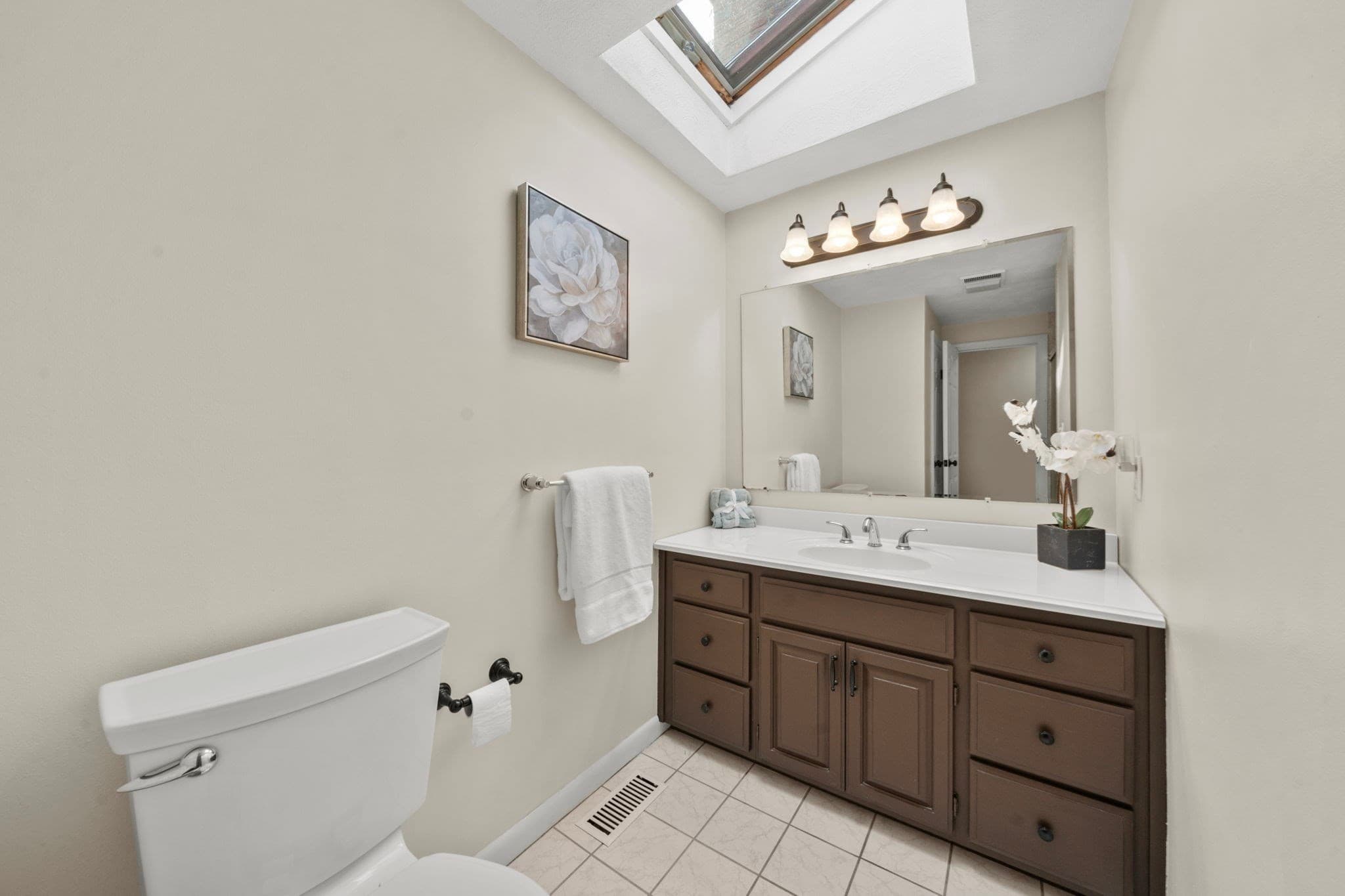 Single Family Residence at 48 Catherine Dr, Peabody MA 01960, Peabody, photo 26 of 42