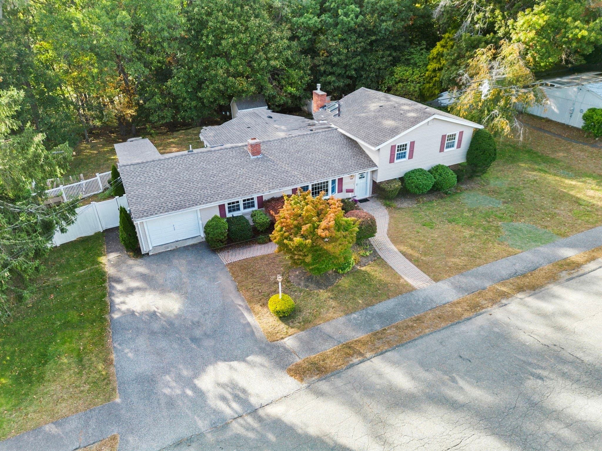 Single Family Residence at 48 Catherine Dr, Peabody MA 01960, Peabody, photo 3 of 42